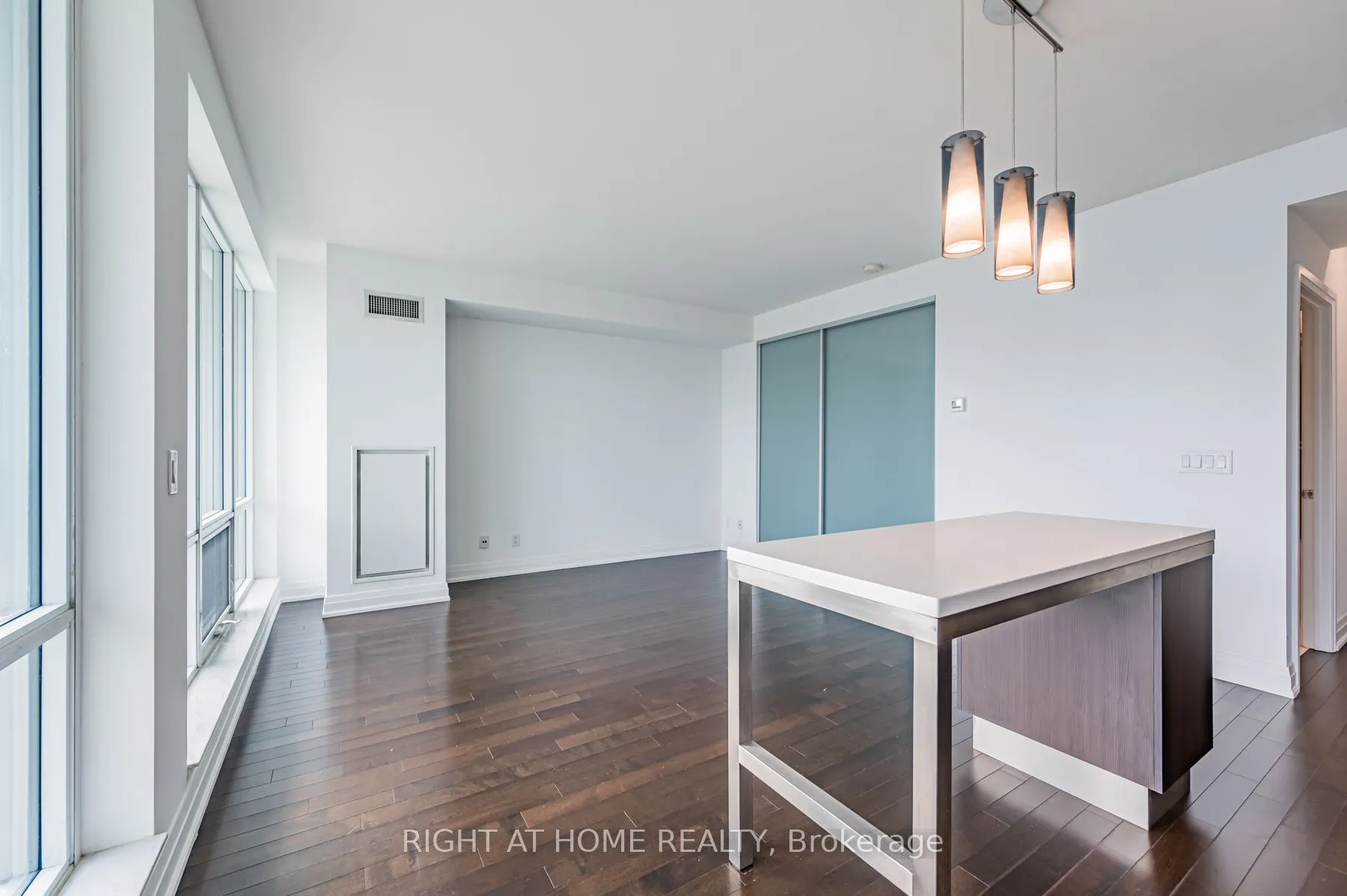 80 John Street, #3909