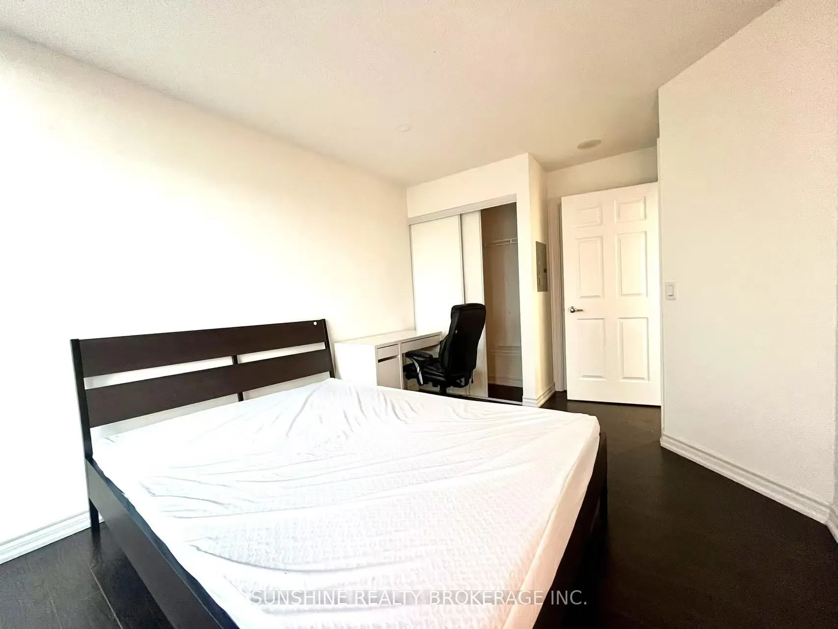 763 Bay Street, #3112