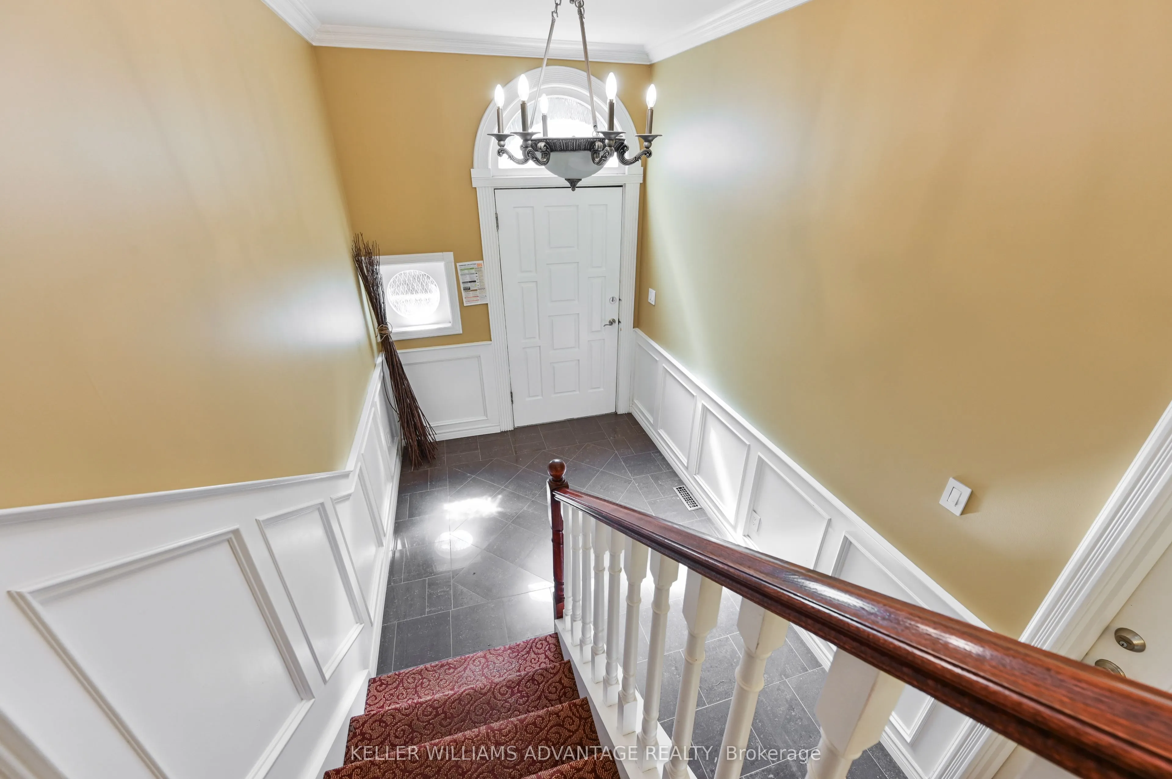 43 Huntley Street, #2