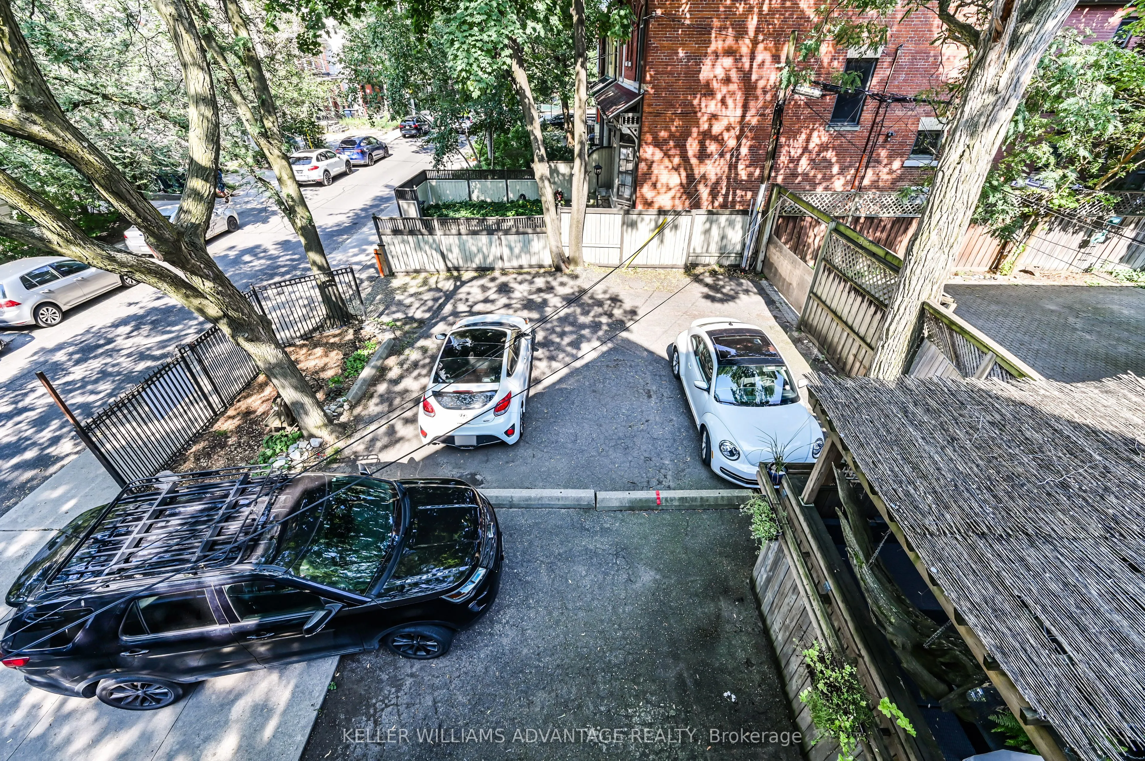 43 Huntley Street, #2