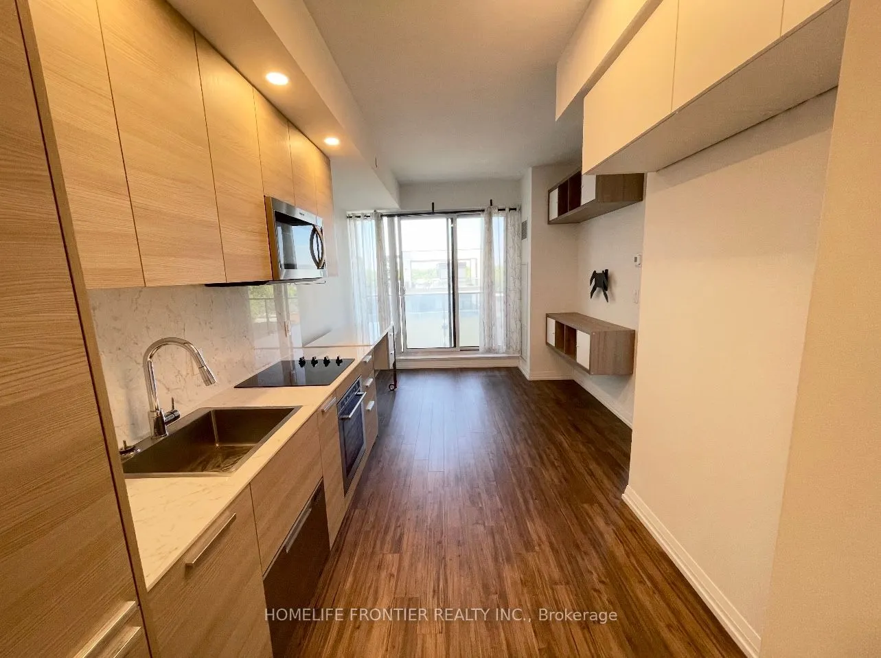 75 Canterbury Place, #710