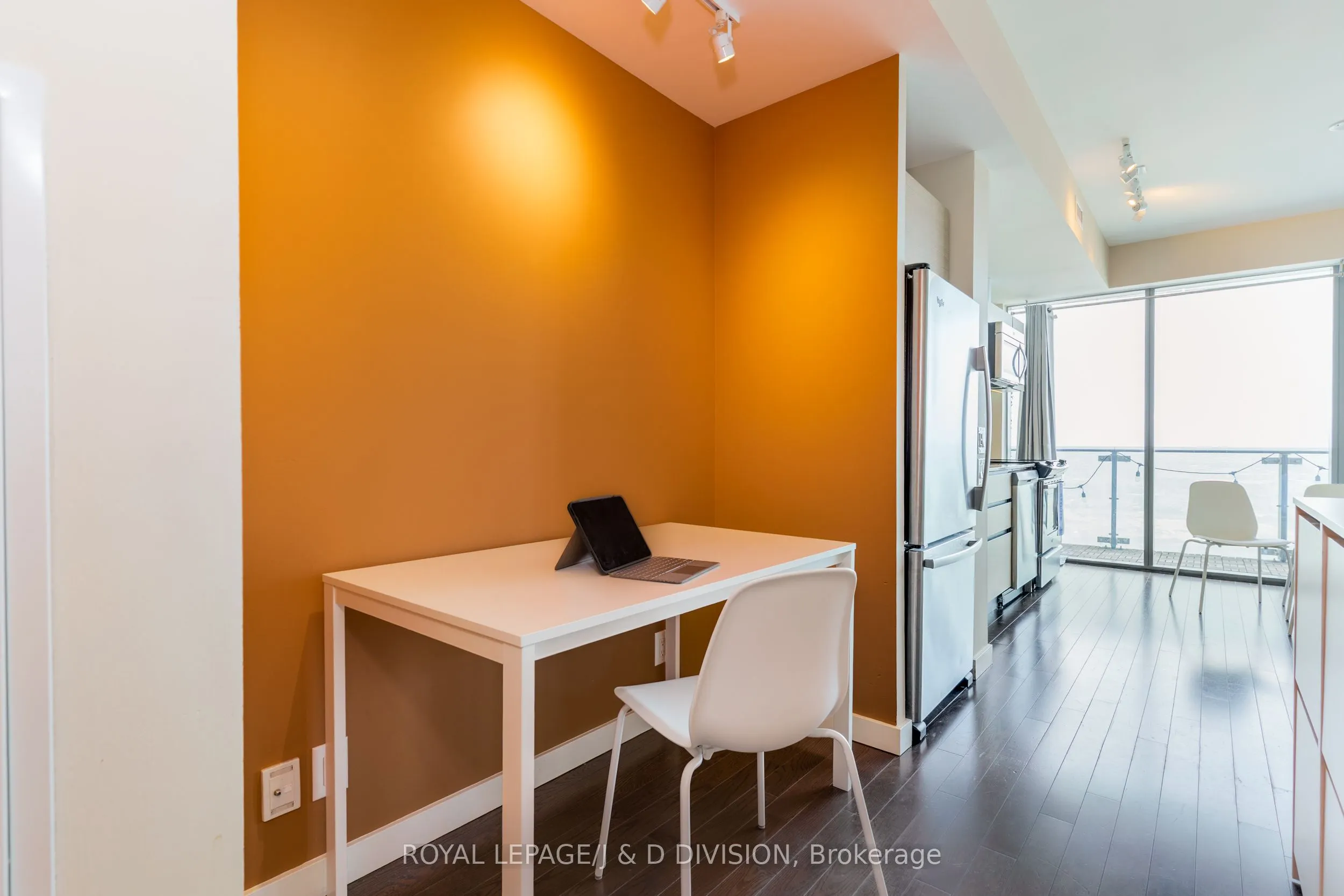 390 Cherry Street, #3105