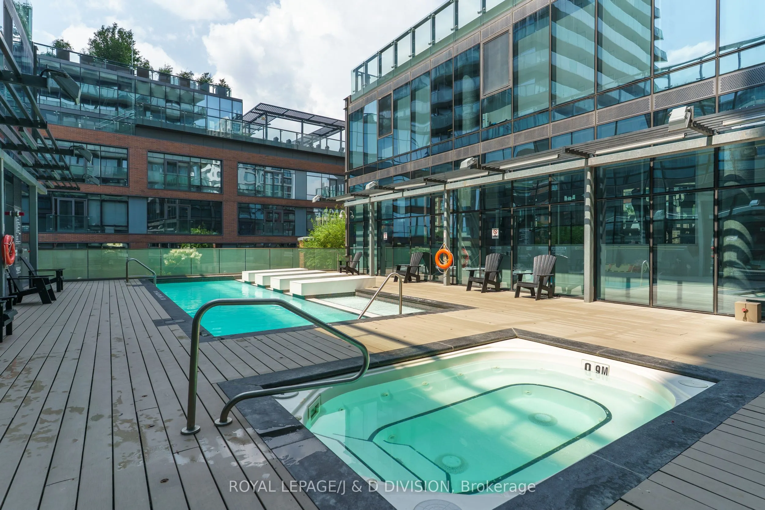 390 Cherry Street, #3105