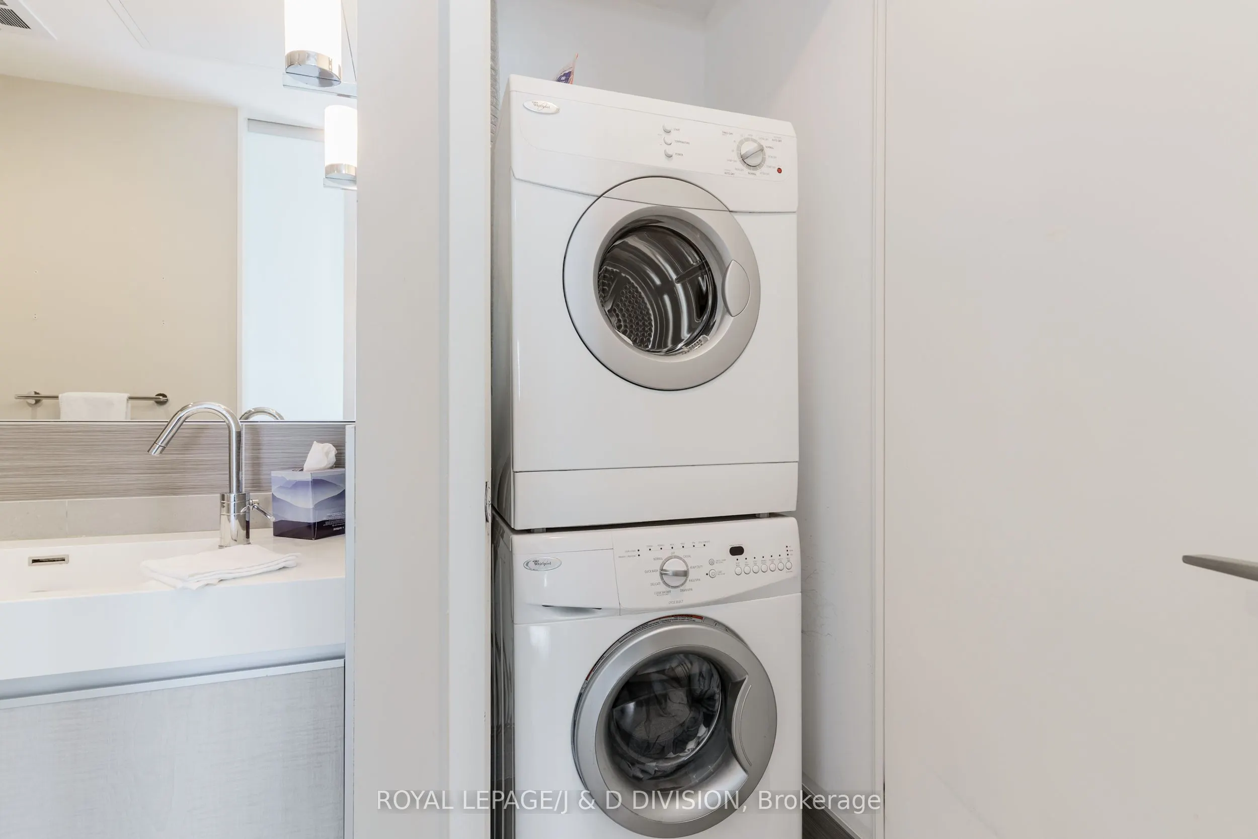 390 Cherry Street, #3105