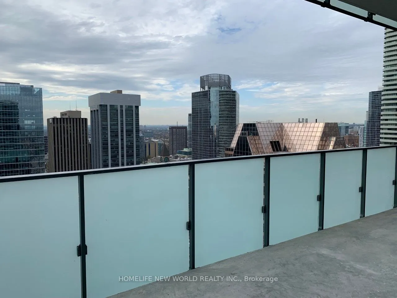 20 Lombard Street, #3710