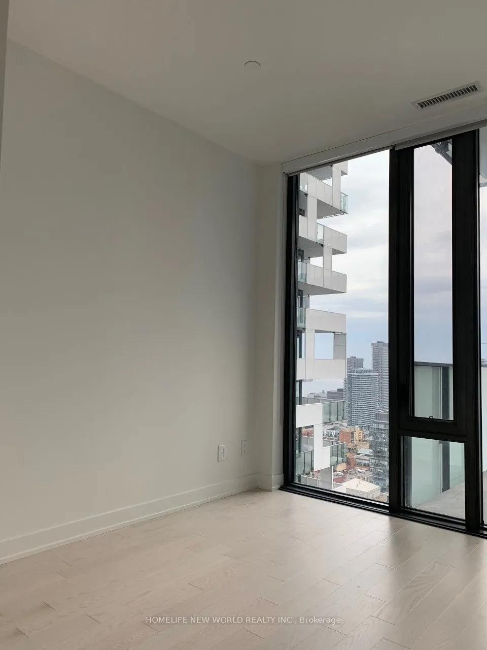 20 Lombard Street, #3710