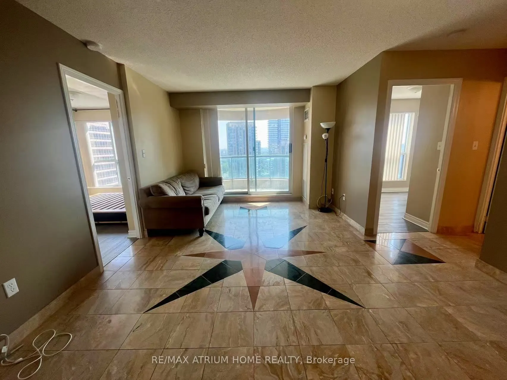 7 Lorraine Drive, #2315