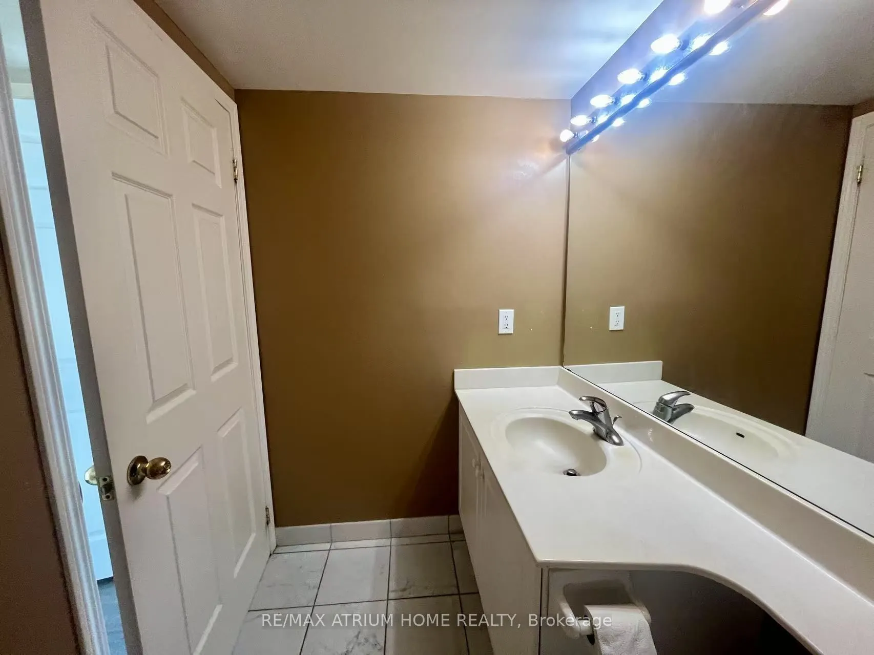 7 Lorraine Drive, #2315