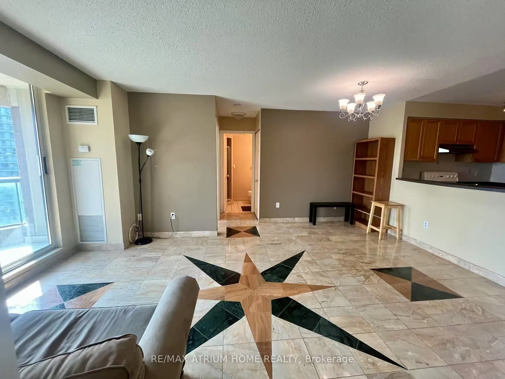 7 Lorraine Drive, #2315