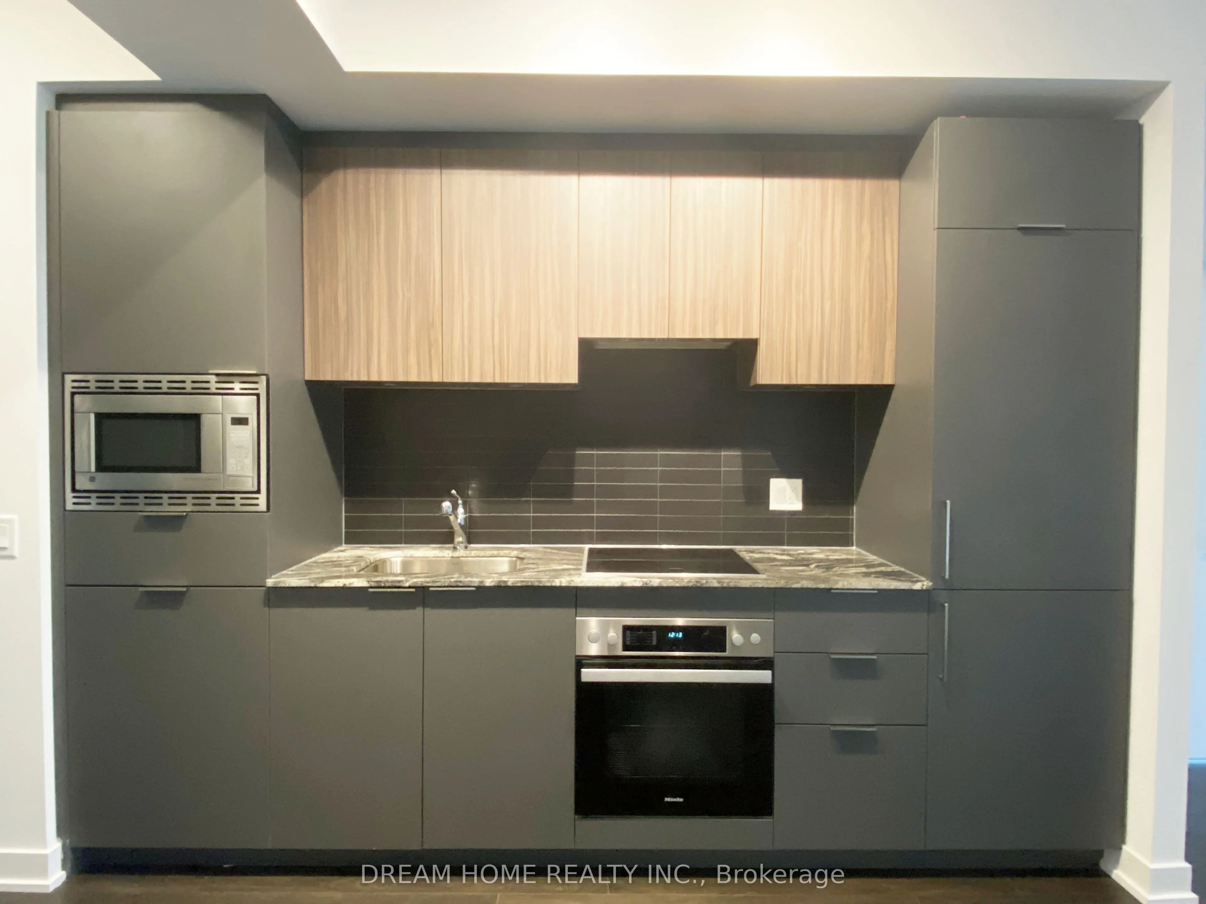 50 O'Neill Road, #403