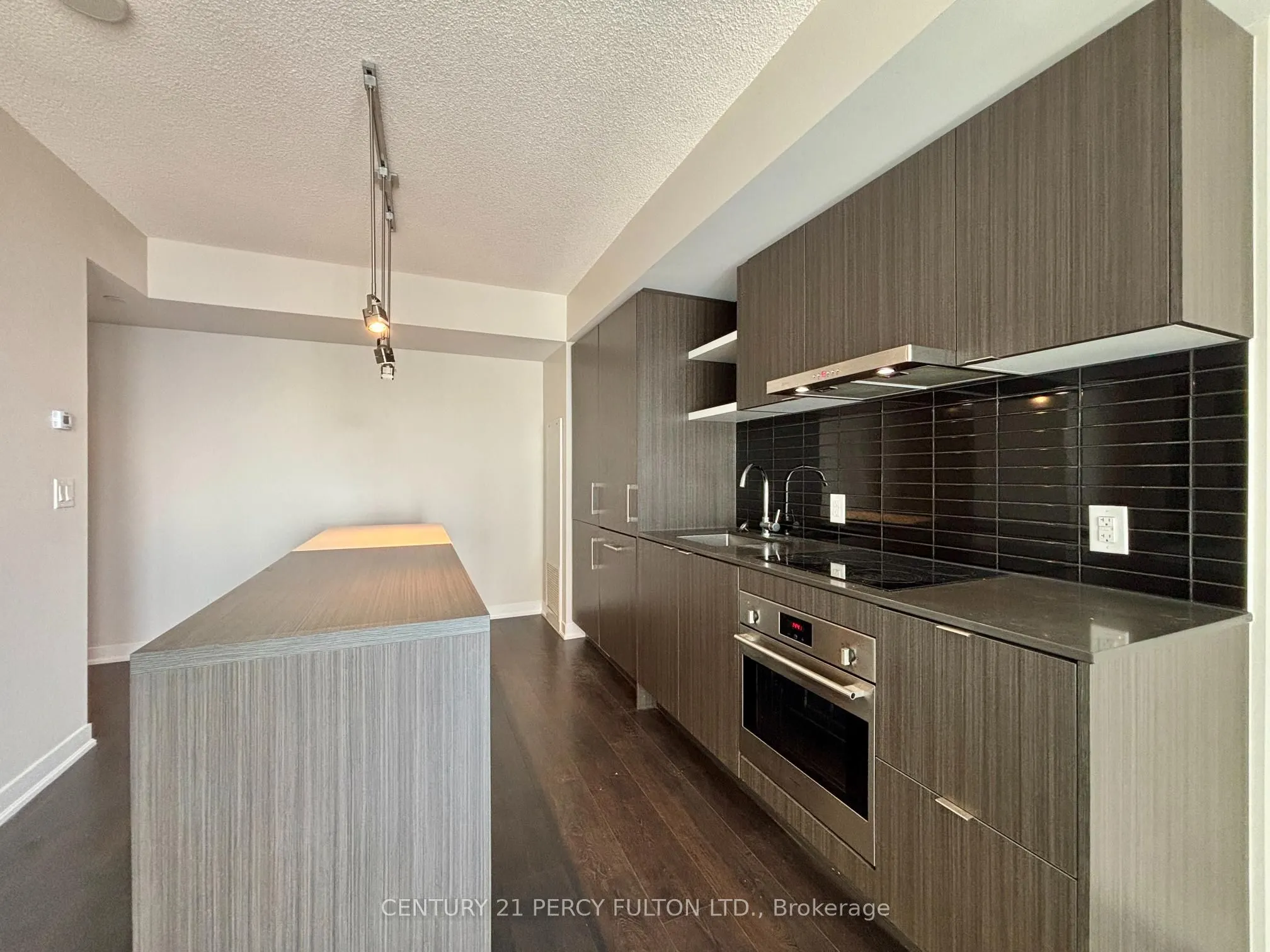 88 Harbour Street, #5201