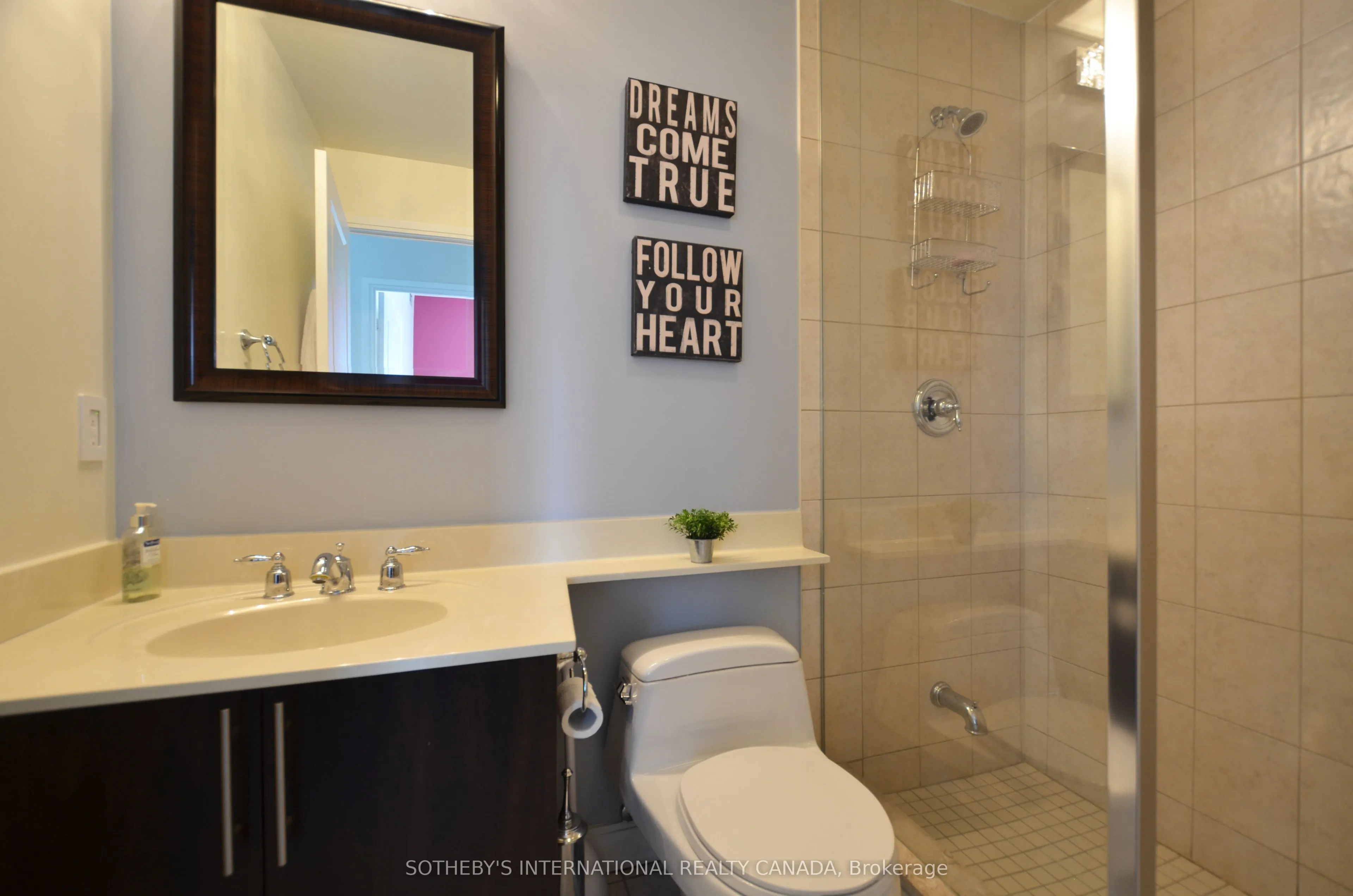 88 Broadway Avenue, #409