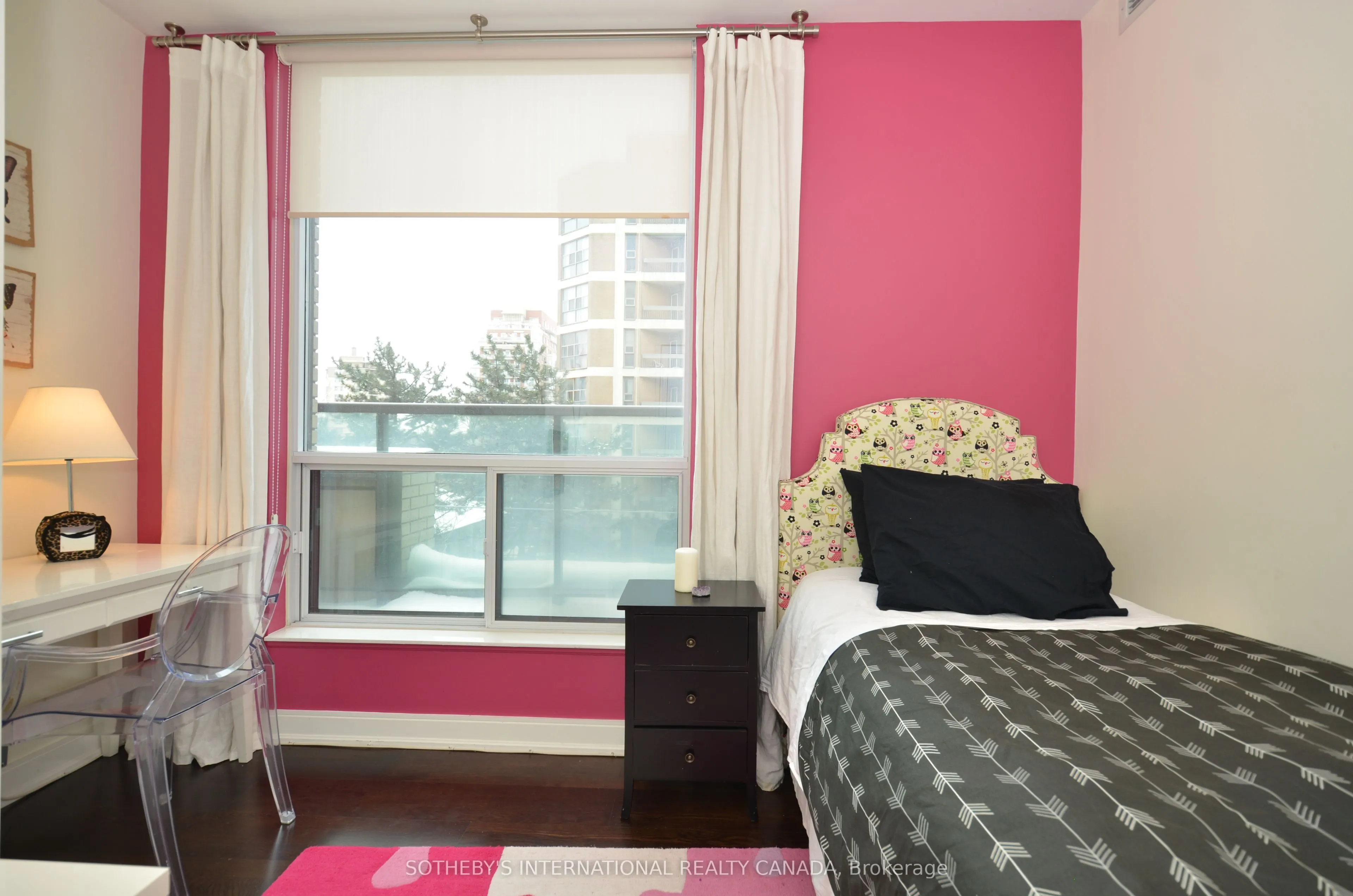 88 Broadway Avenue, #409