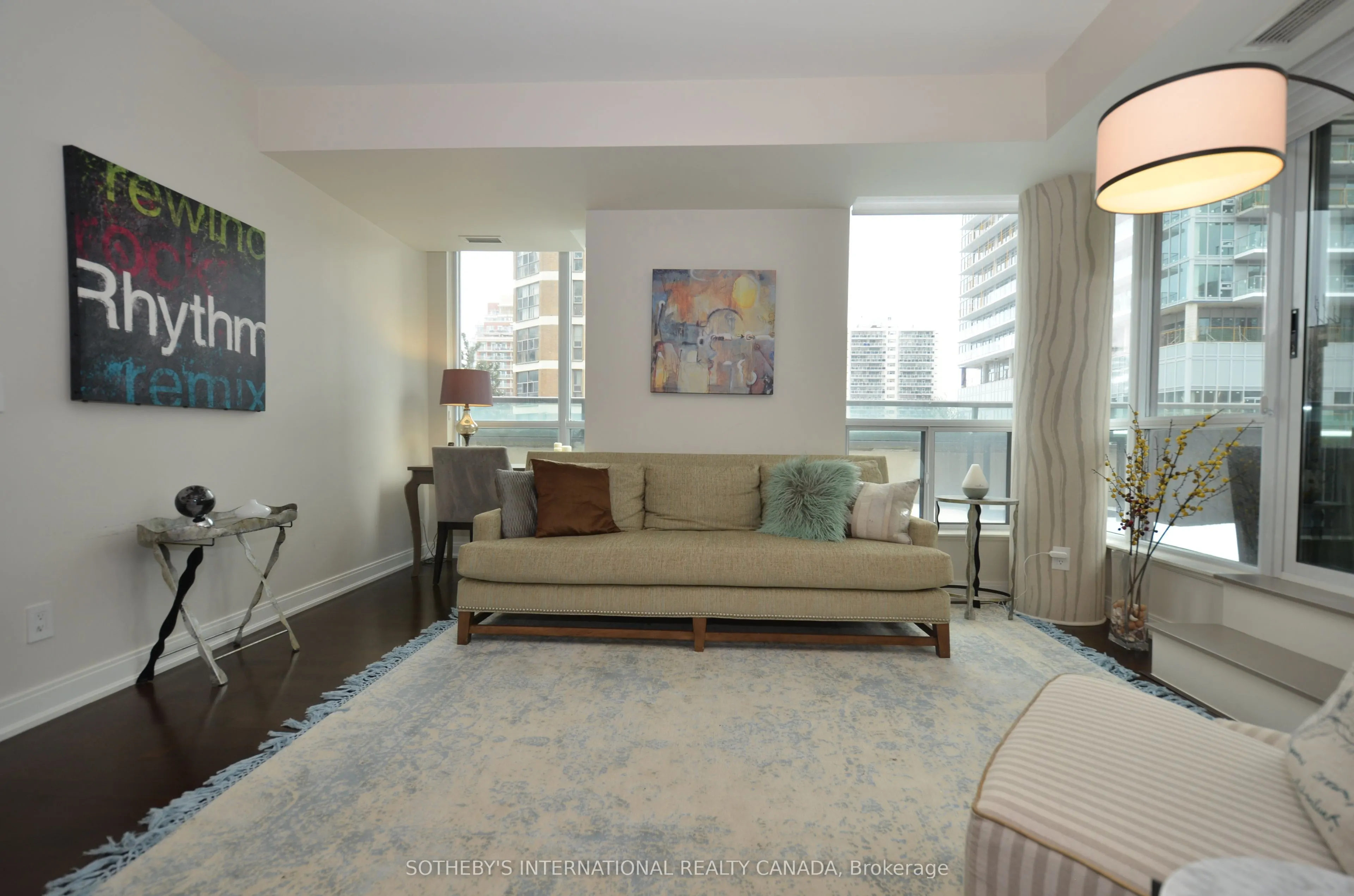 88 Broadway Avenue, #409