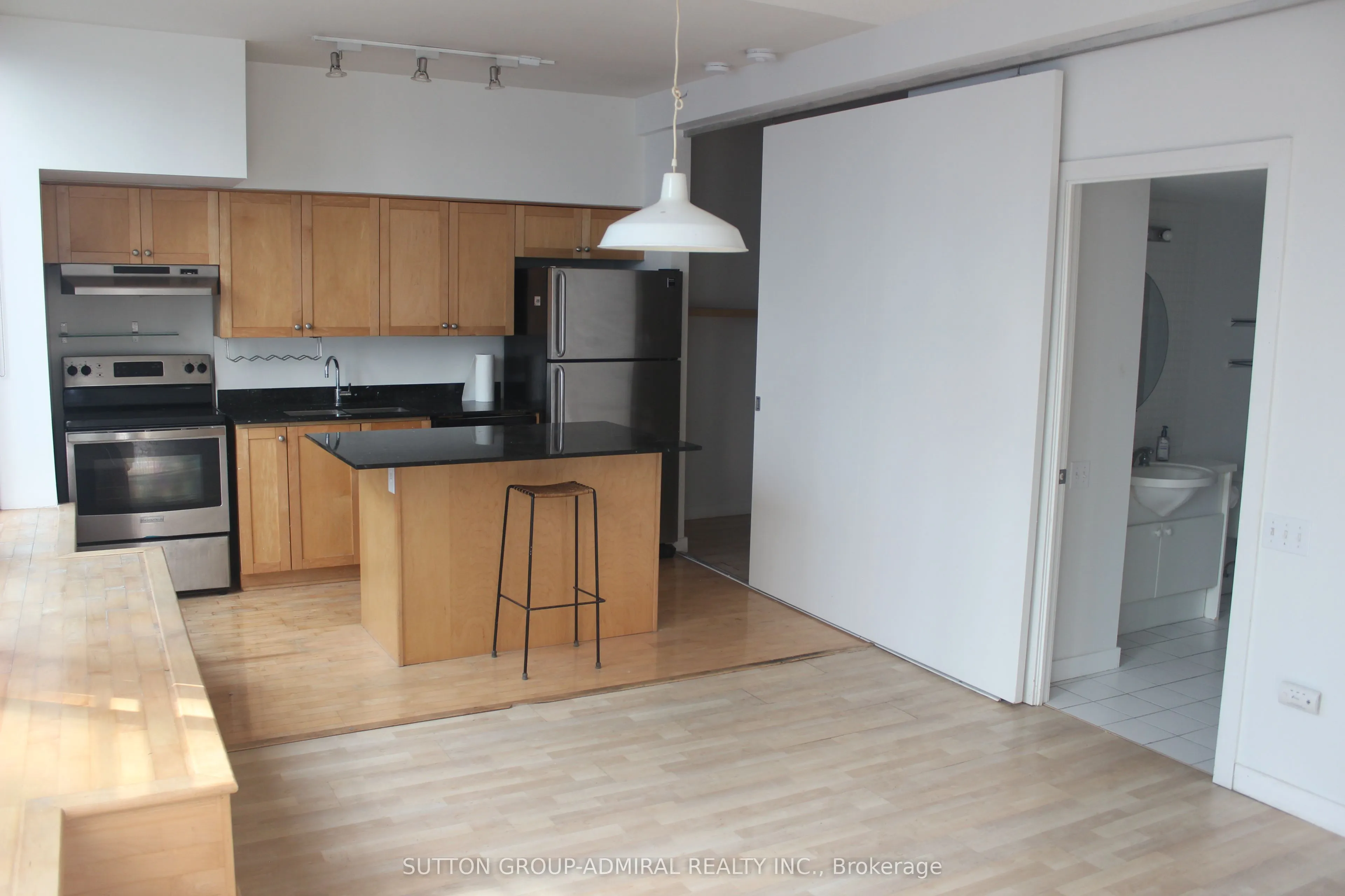50 Camden Street, #408