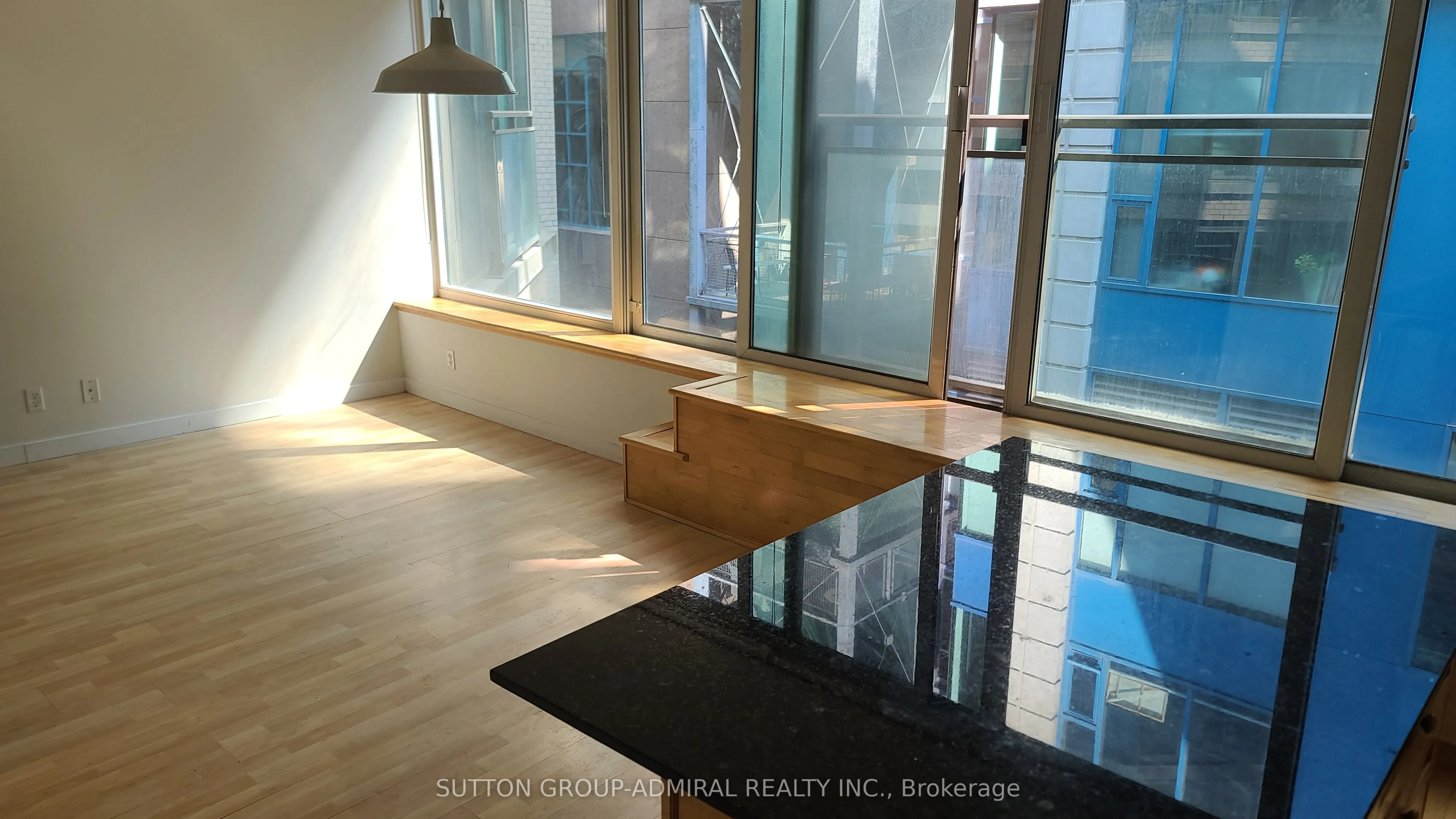 50 Camden Street, #408