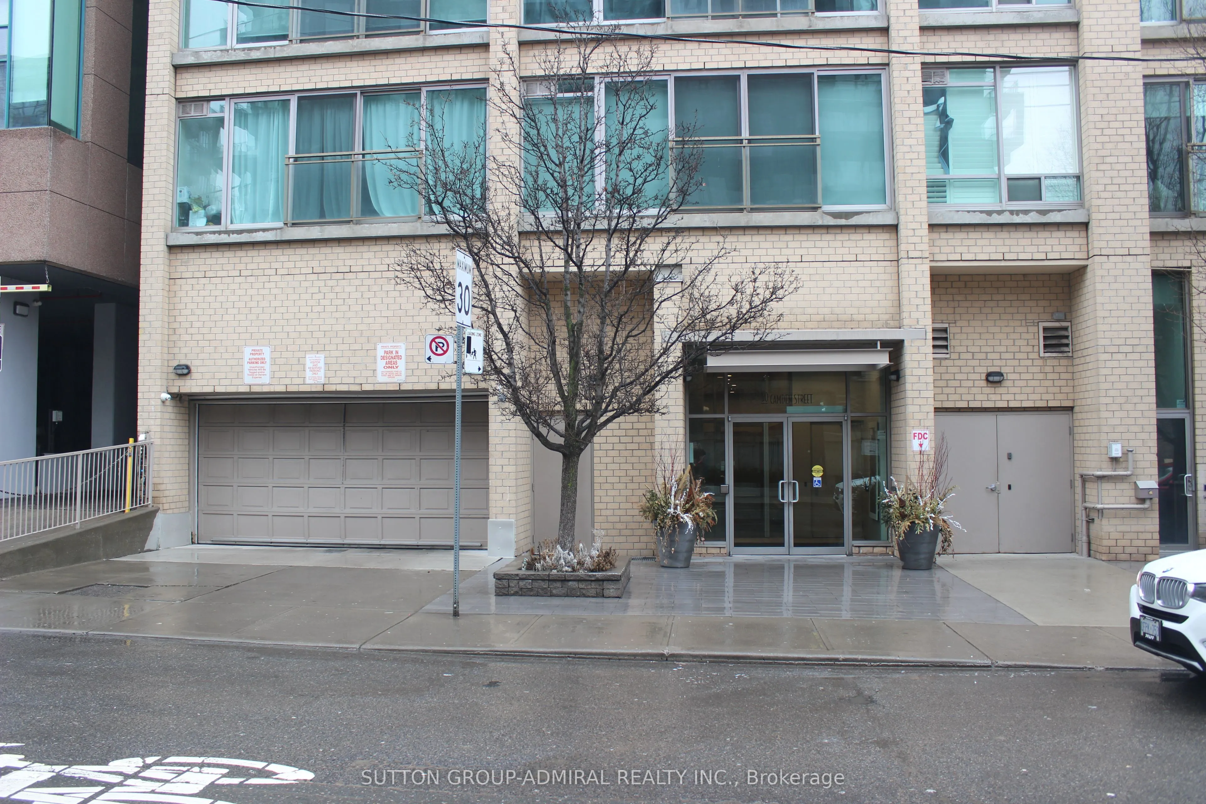 50 Camden Street, #408