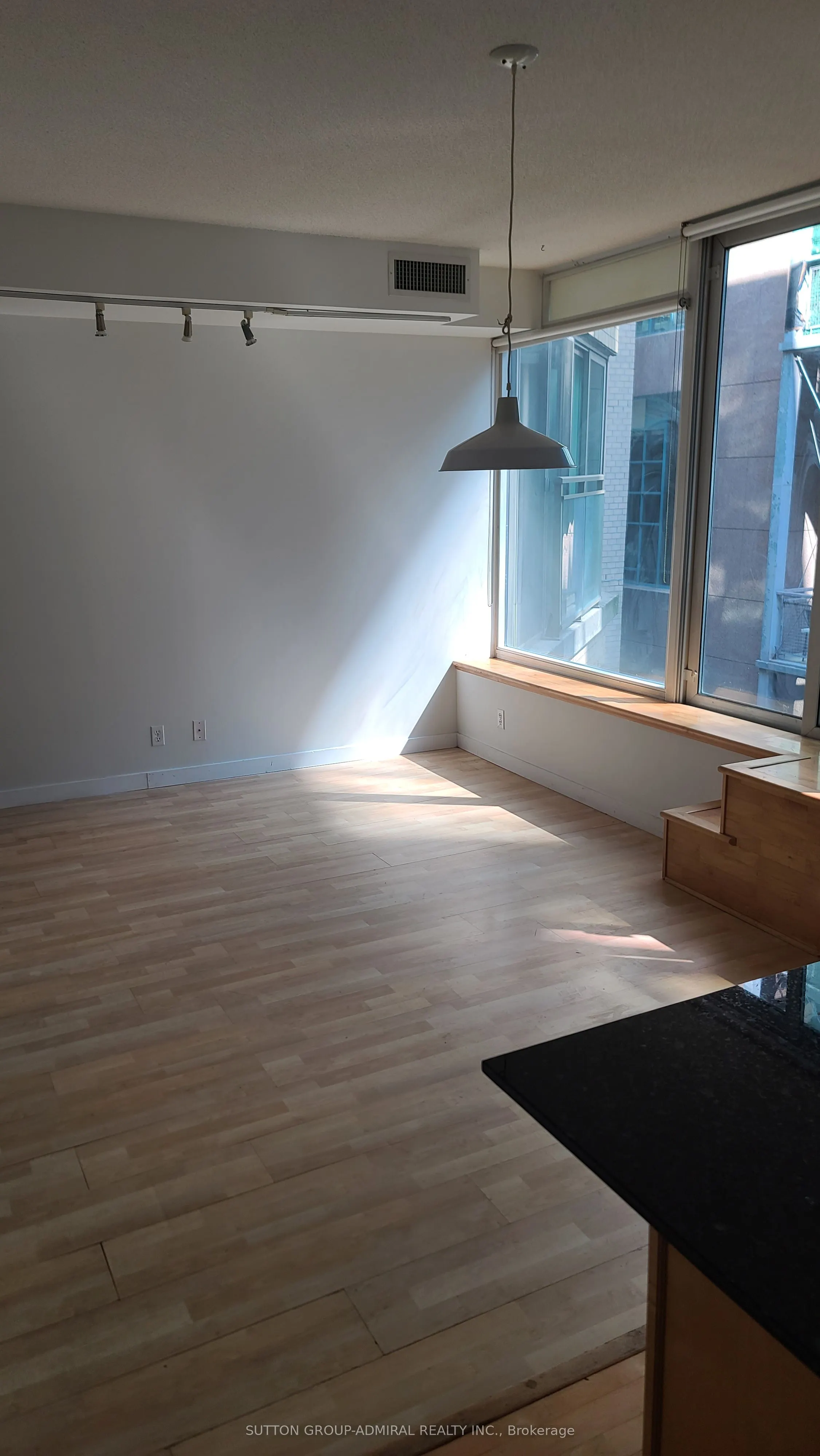 50 Camden Street, #408