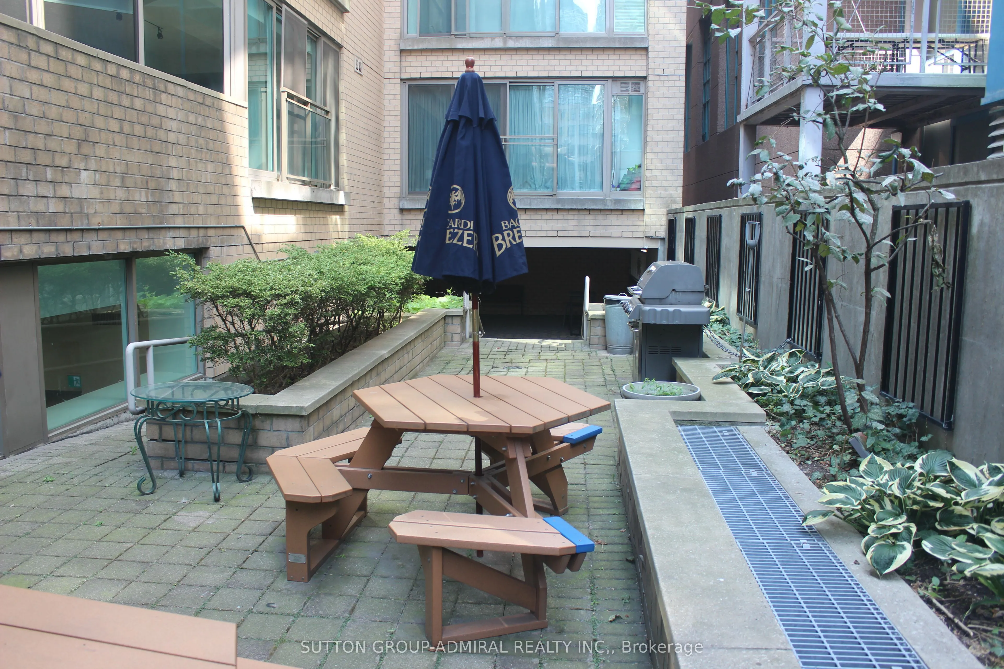 50 Camden Street, #408