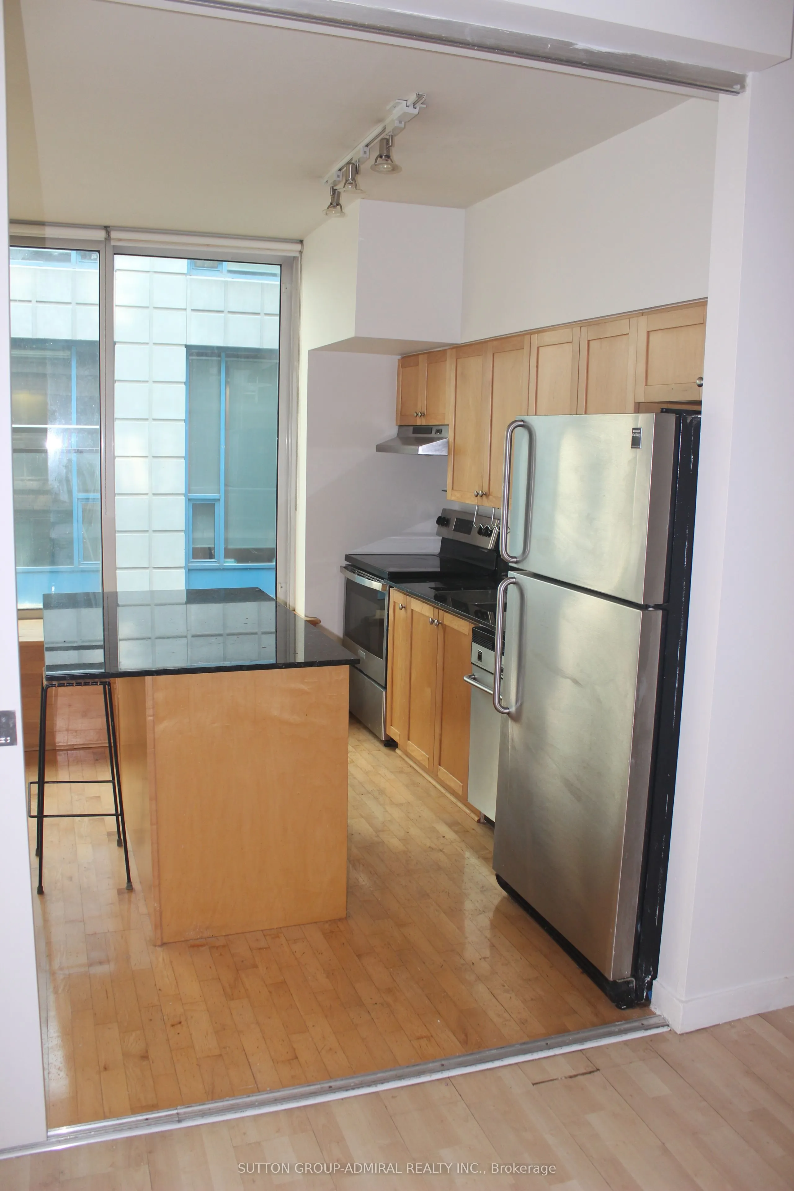 50 Camden Street, #408