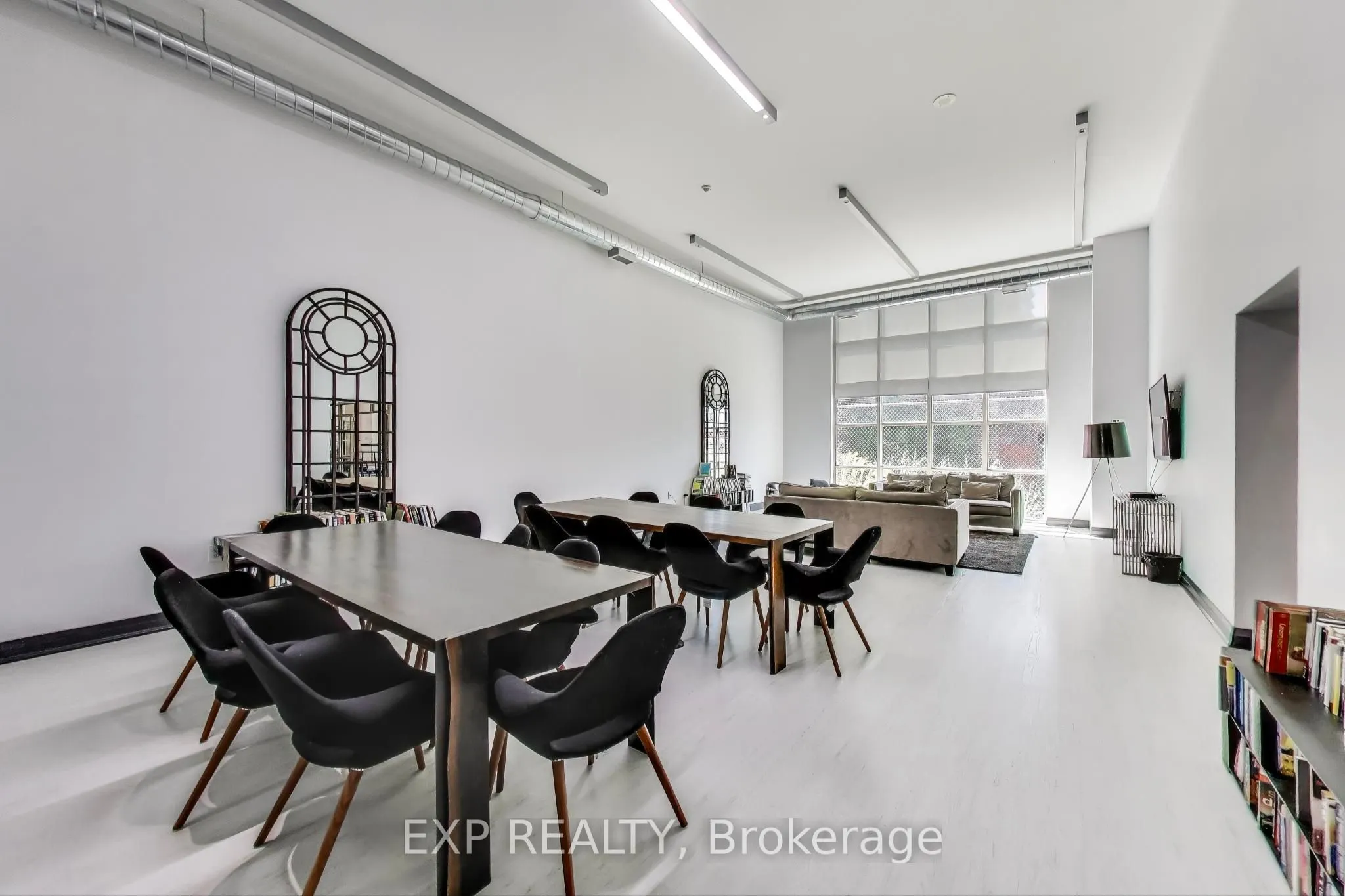 125 Western Battery Road, #2406