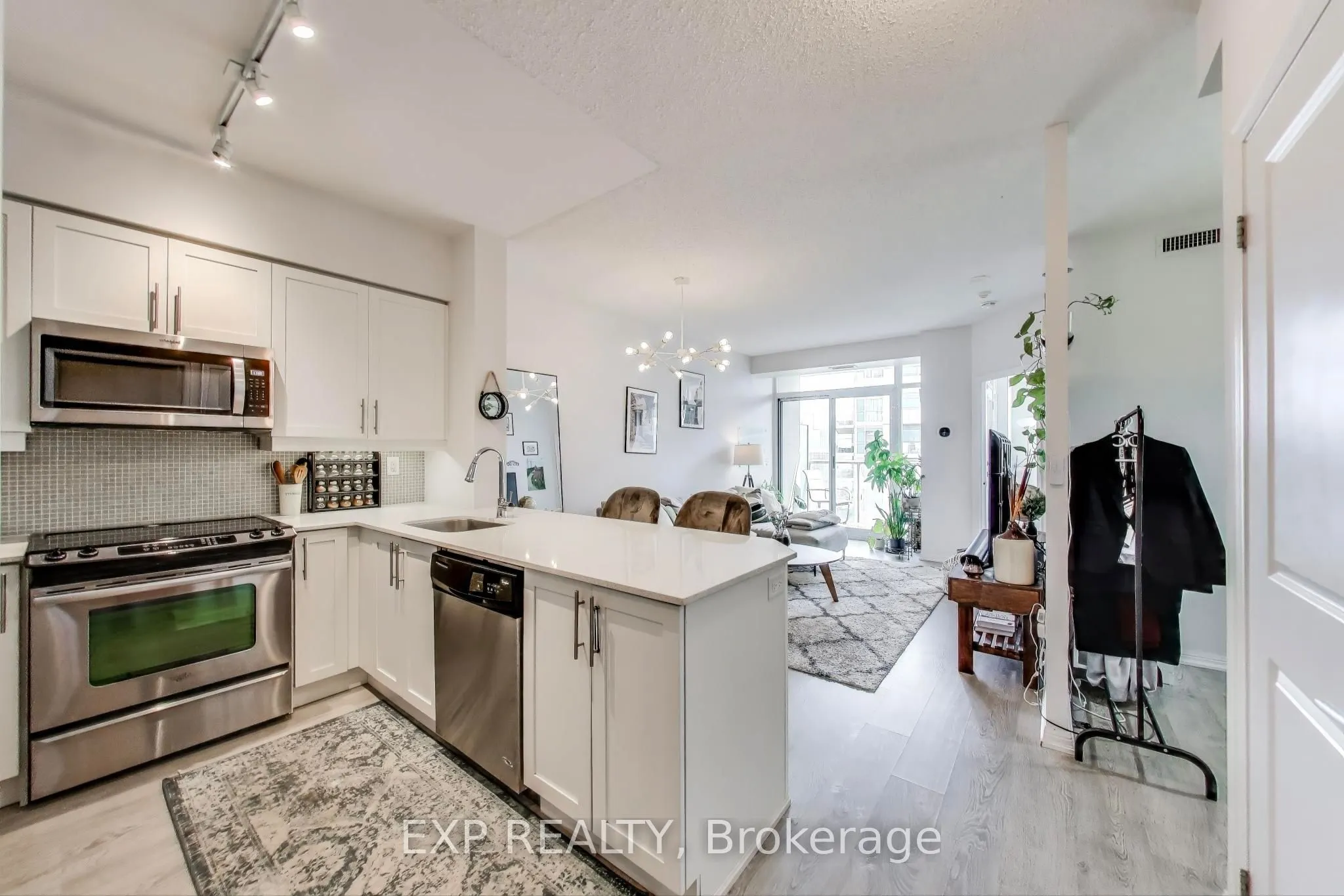 125 Western Battery Road, #2406