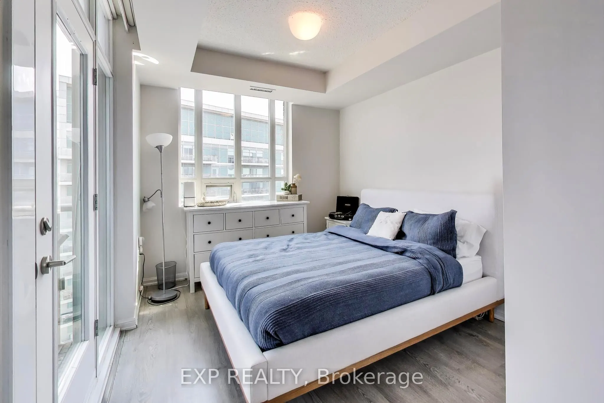 125 Western Battery Road, #2406