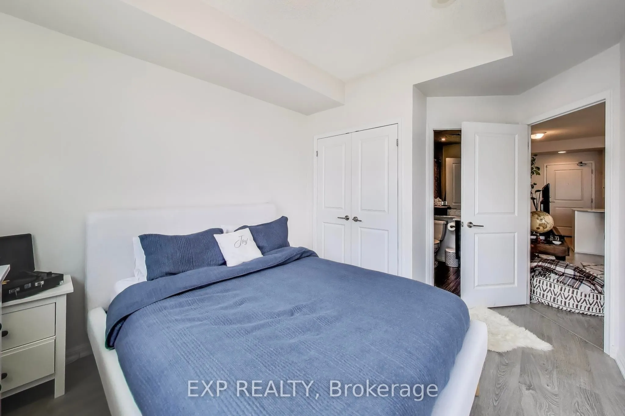125 Western Battery Road, #2406
