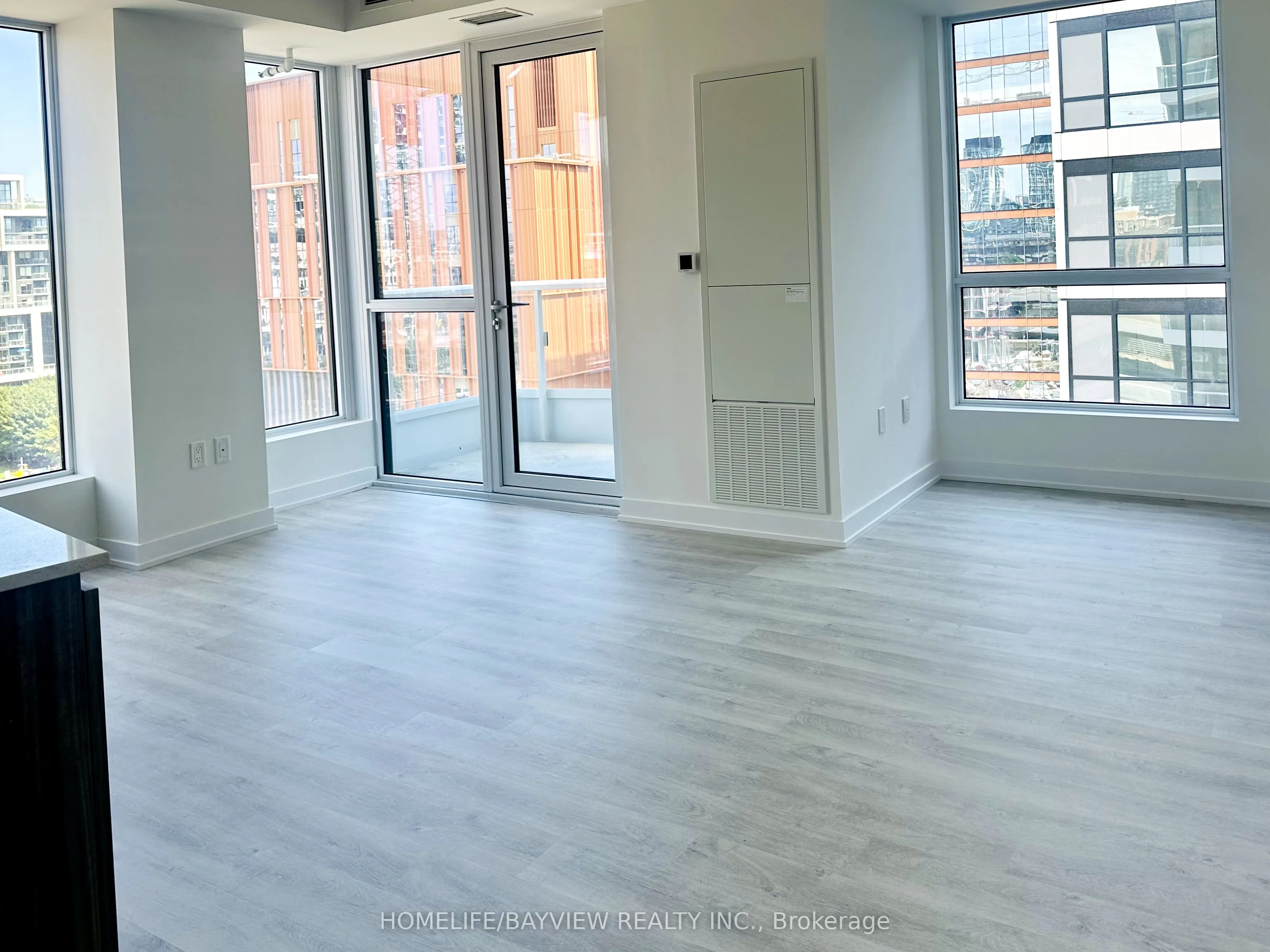 15 RICHARDSON Street, #906