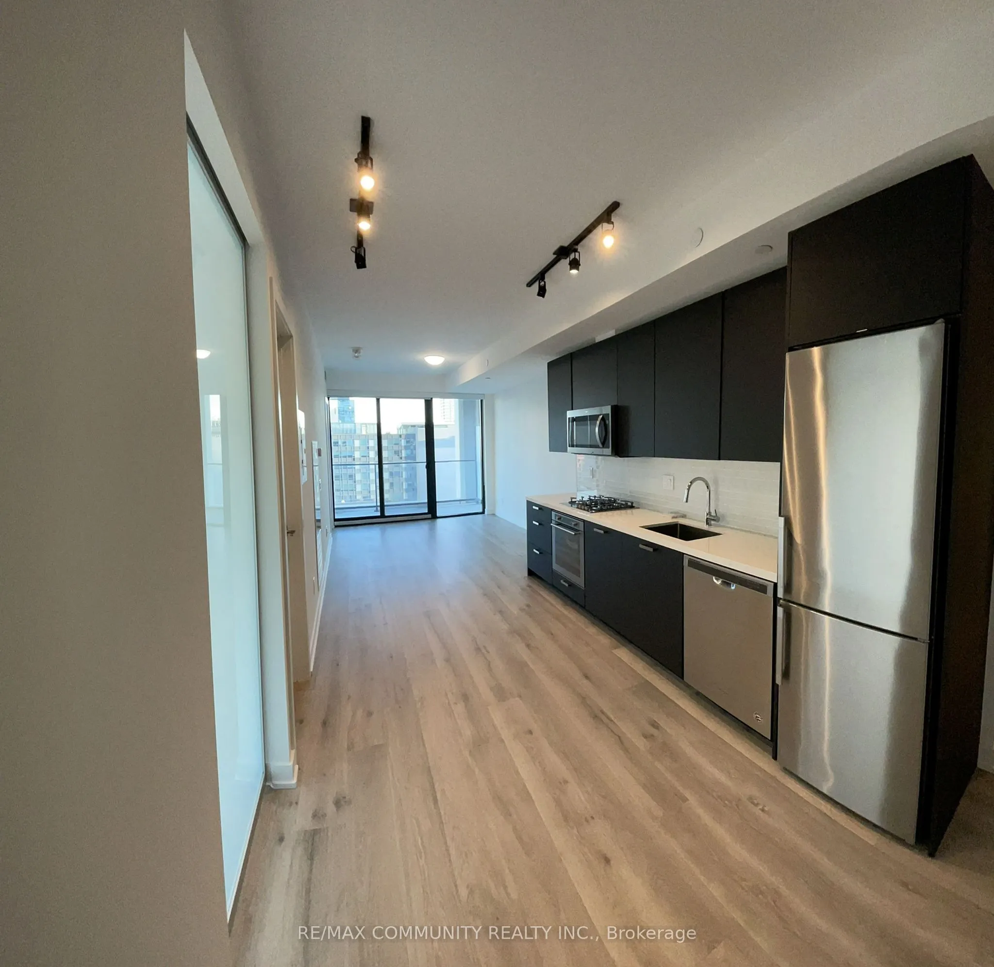 55 Ontario Street, #1004