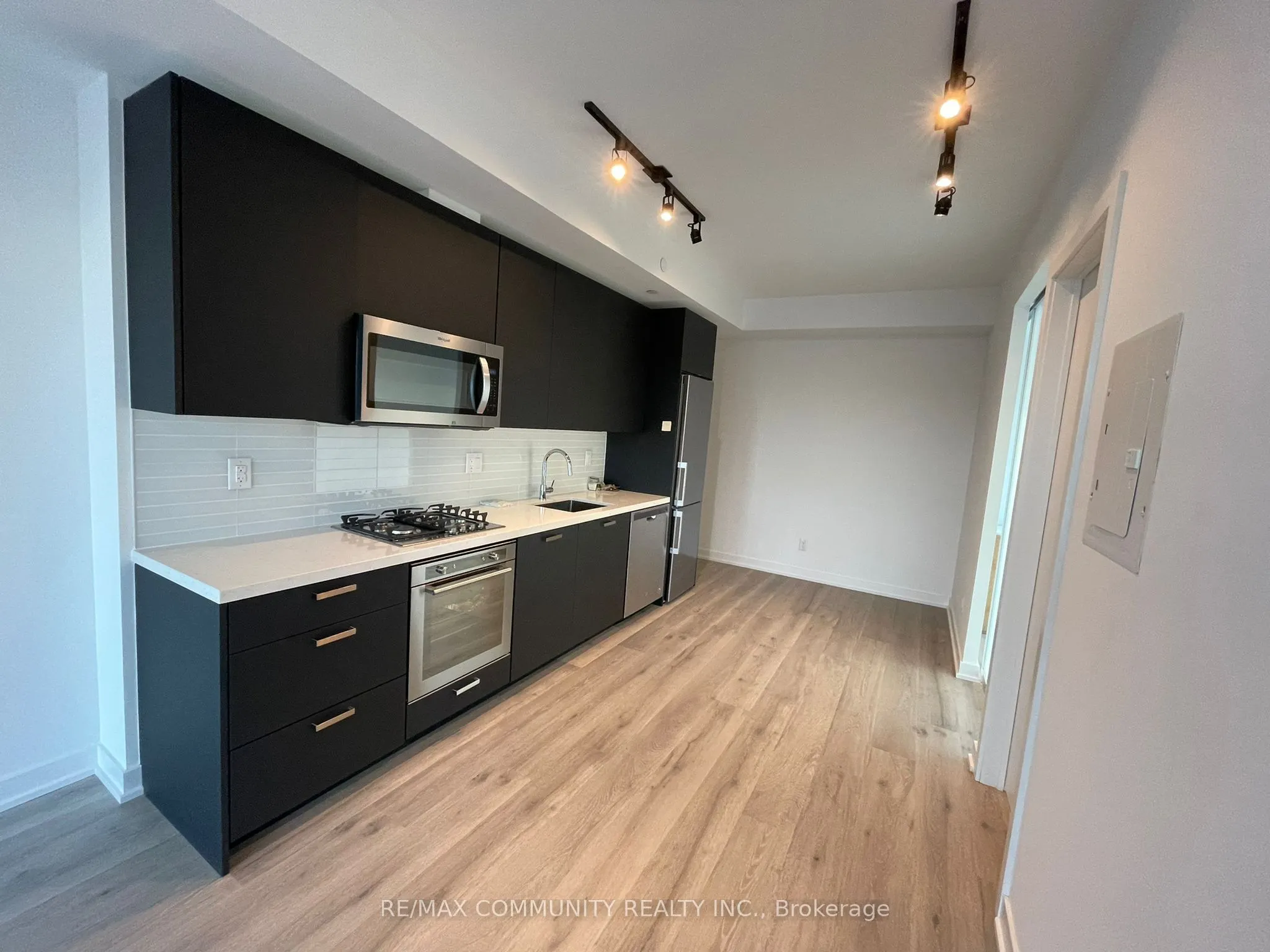 55 Ontario Street, #1004