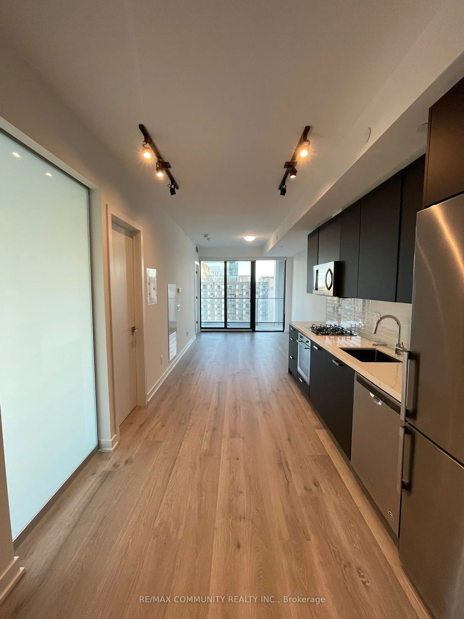 55 Ontario Street, #1004