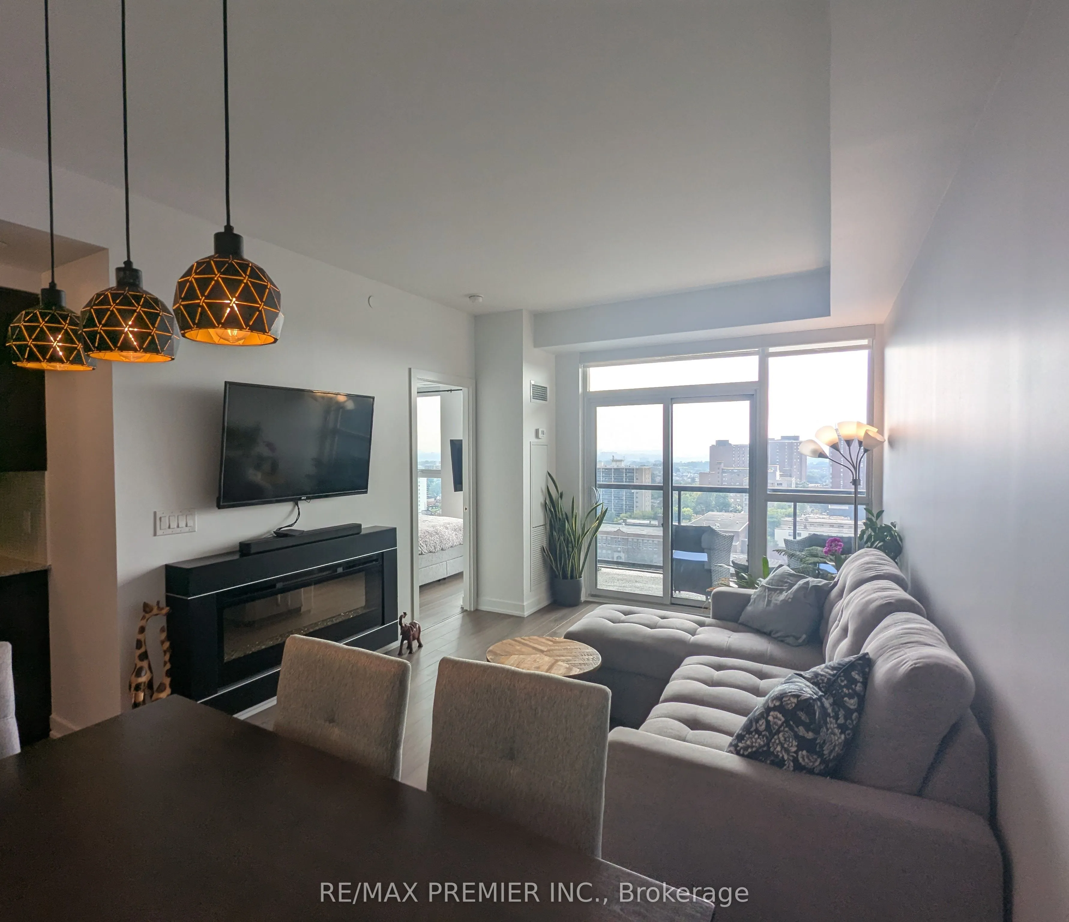 1603 Eglinton Avenue W, #1406