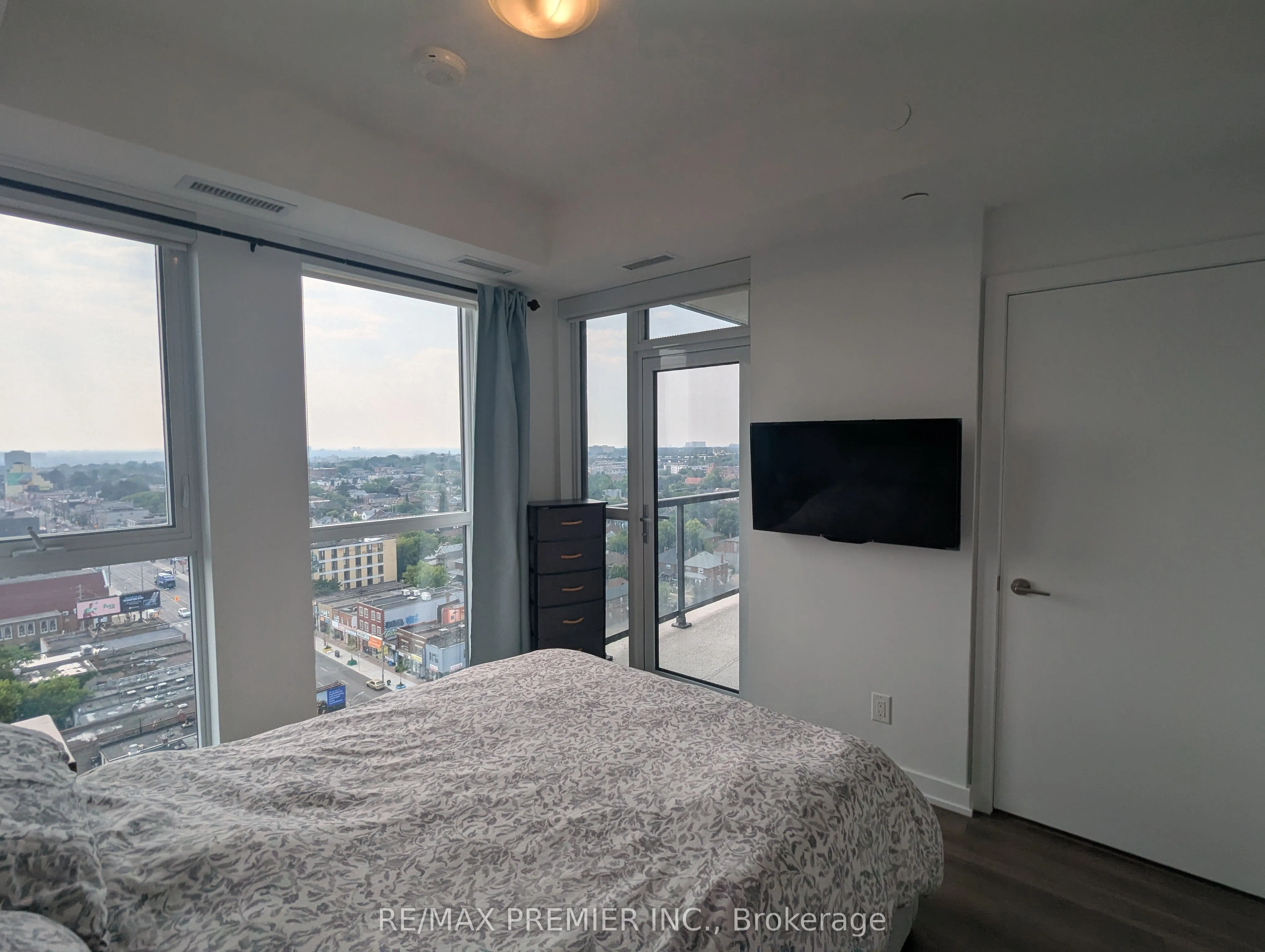 1603 Eglinton Avenue W, #1406