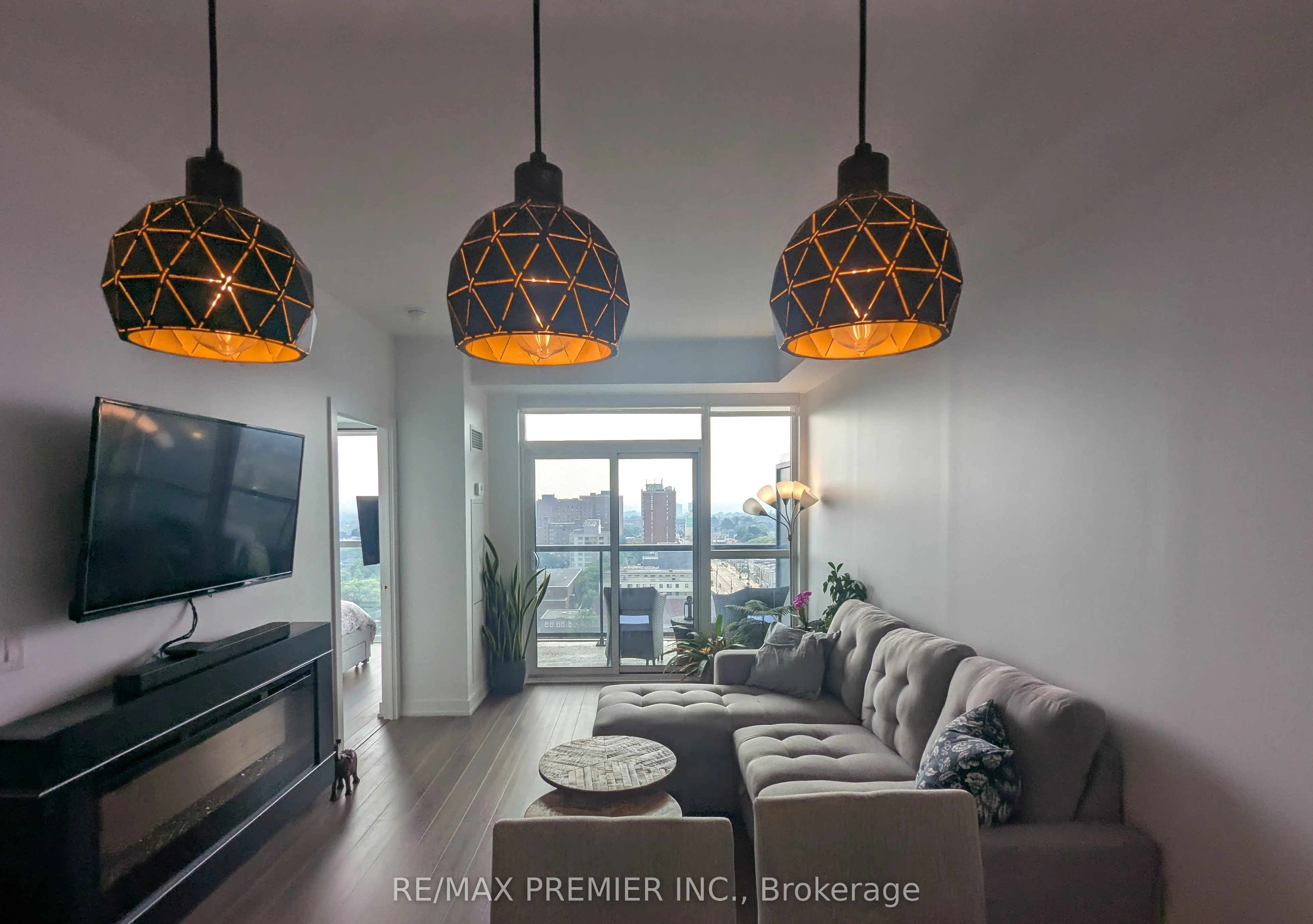 1603 Eglinton Avenue W, #1406