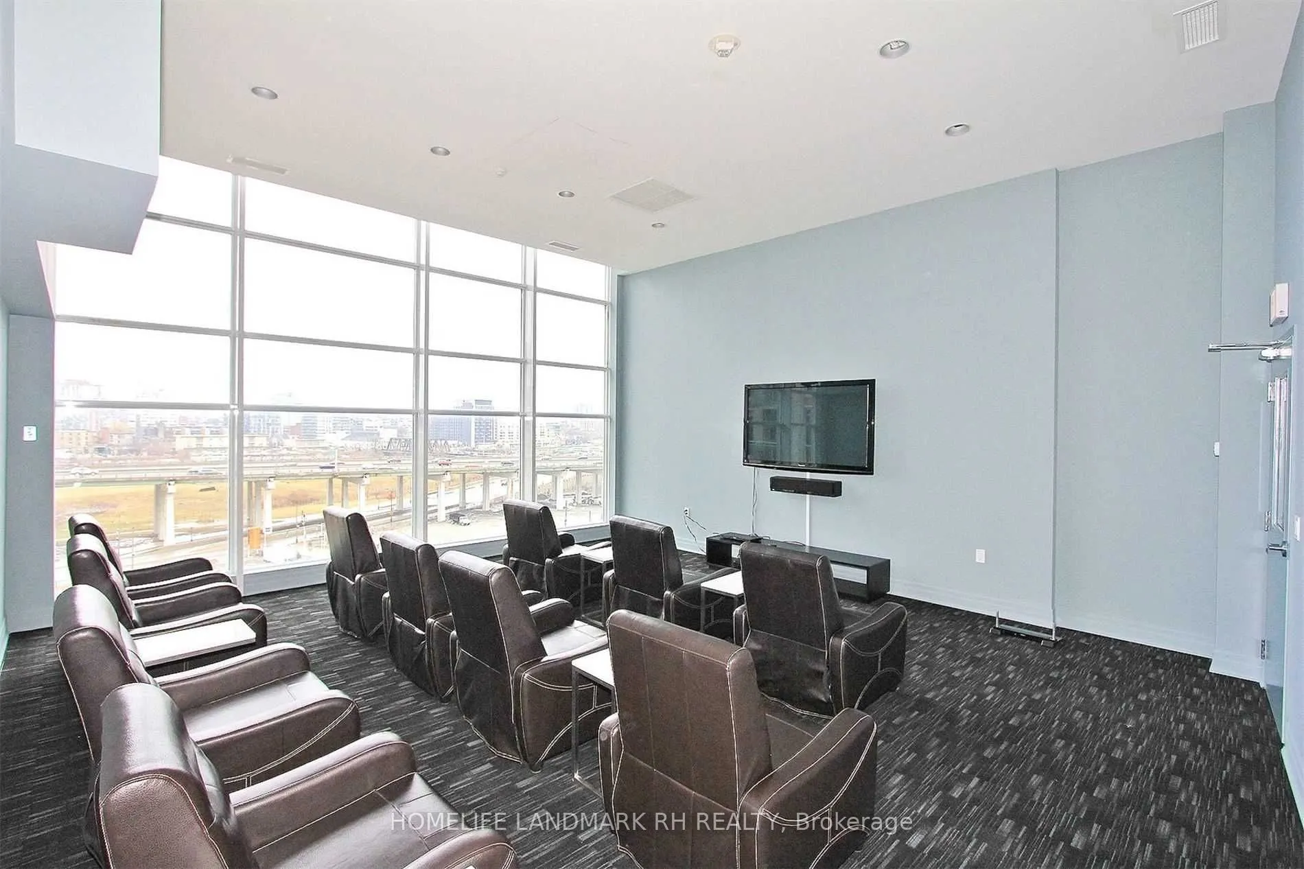 628 Fleet Street, #1115