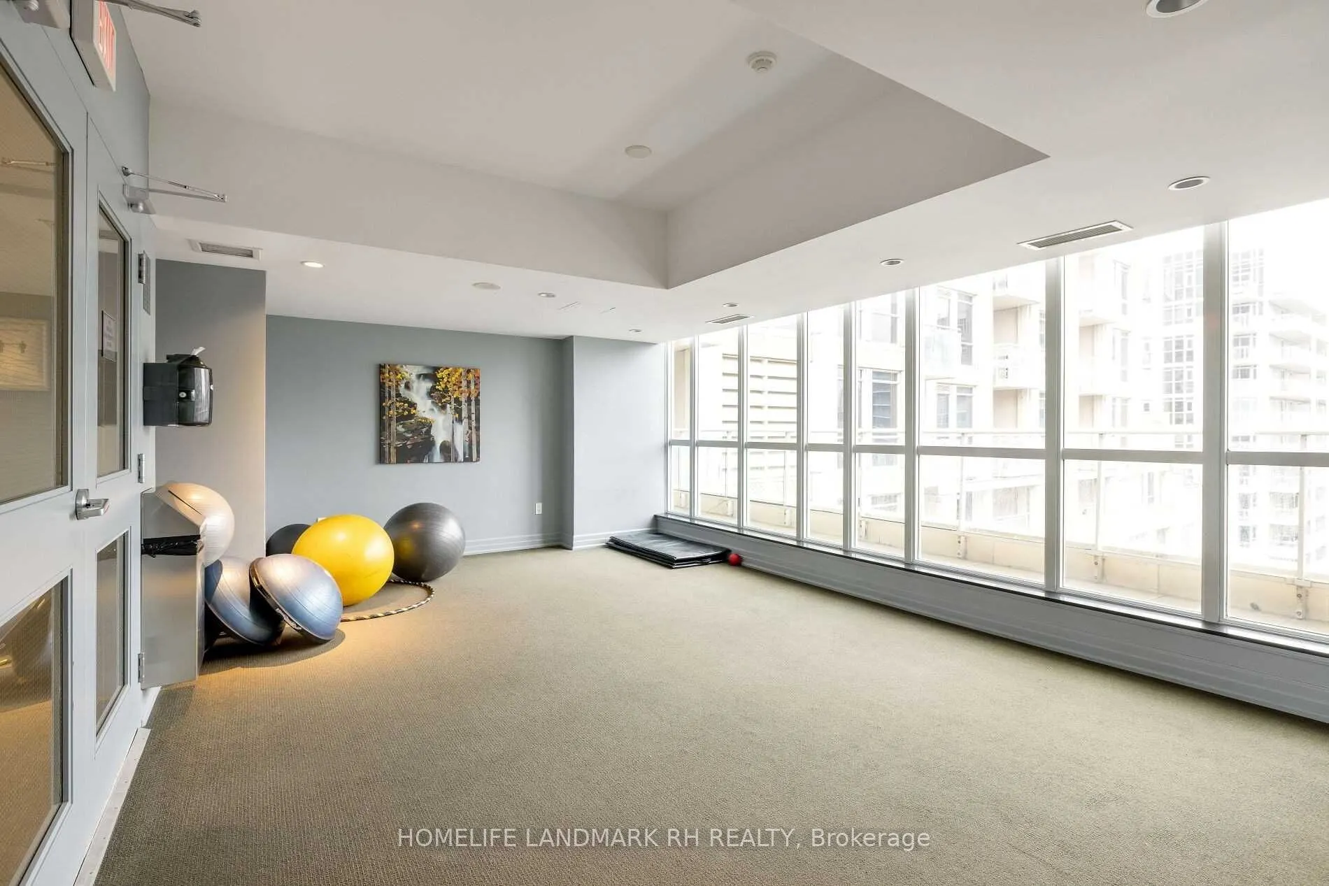 628 Fleet Street, #1115