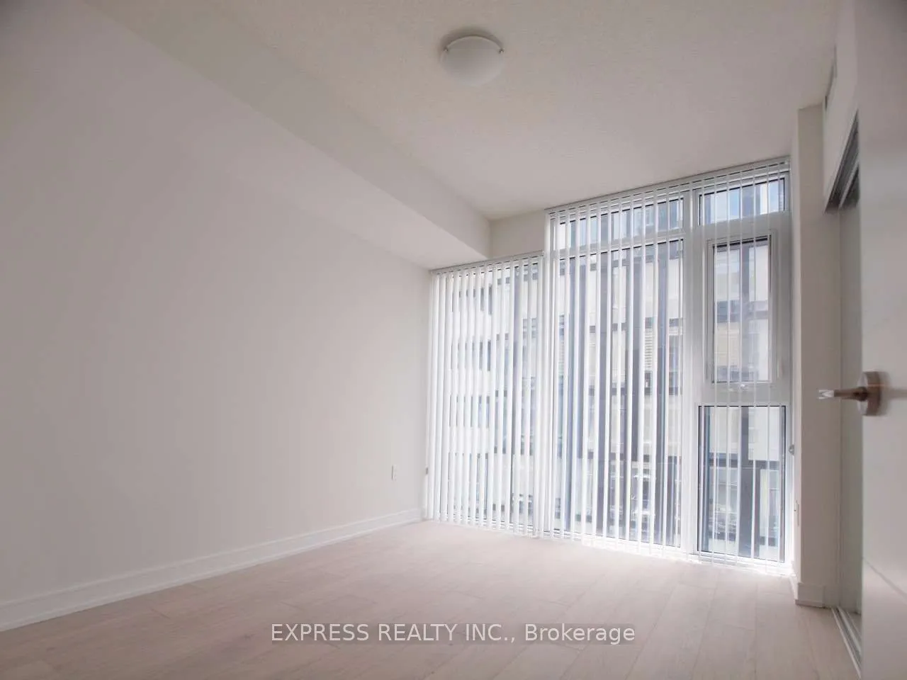 50 Wellesley Street E, #3002