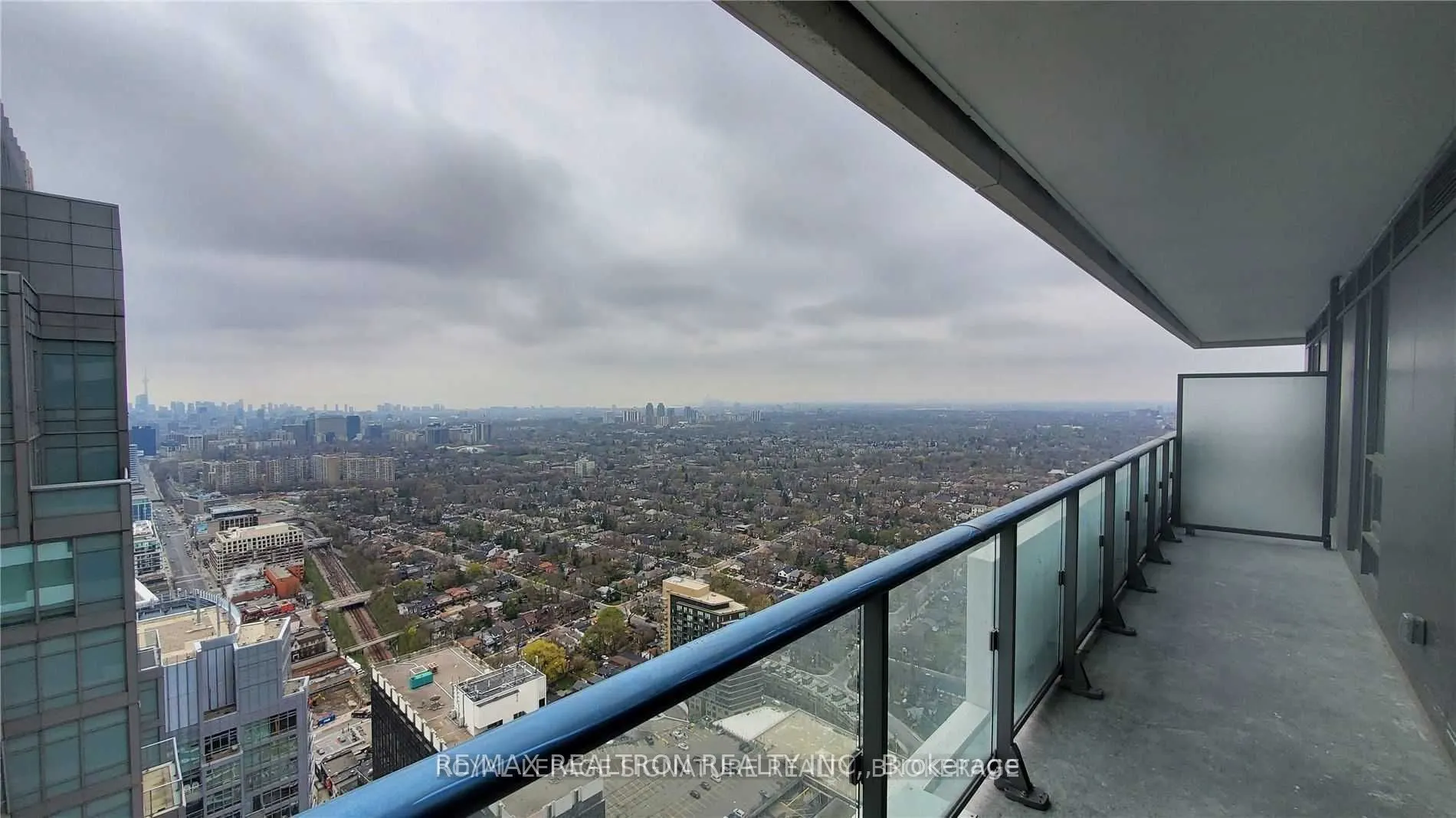 2221 Yonge Street, #3007