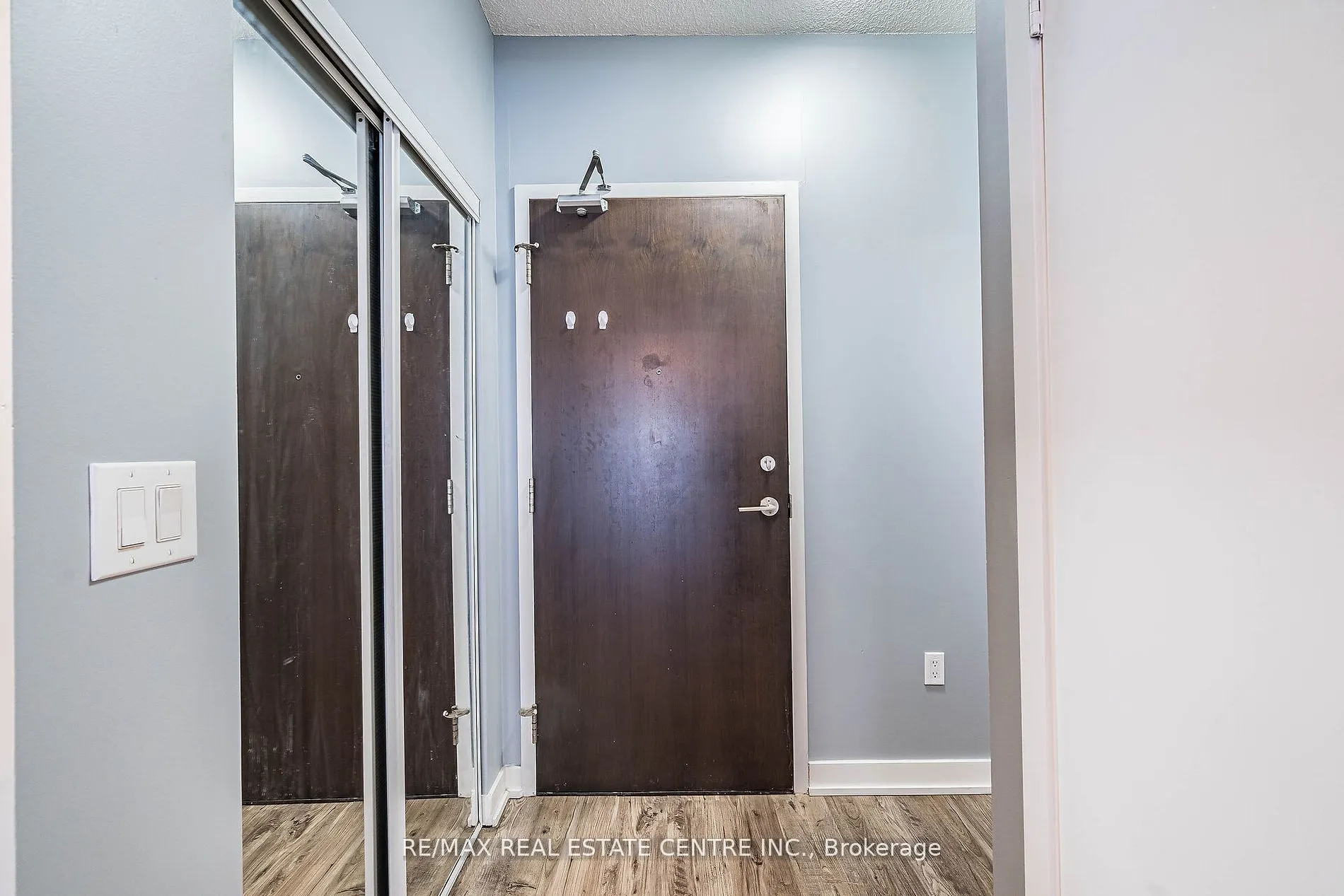 38 Dan Leckie Way, #233