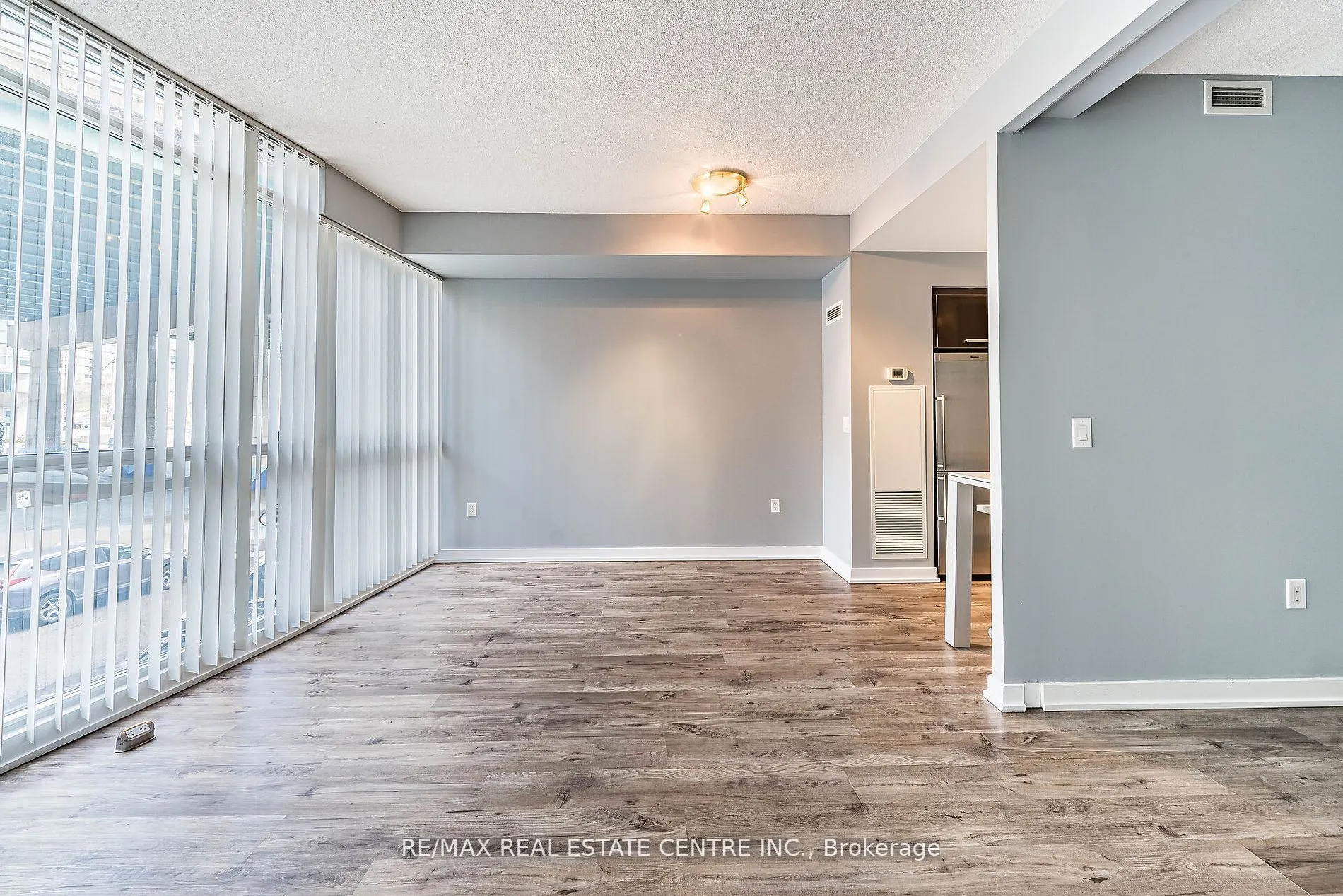 38 Dan Leckie Way, #233