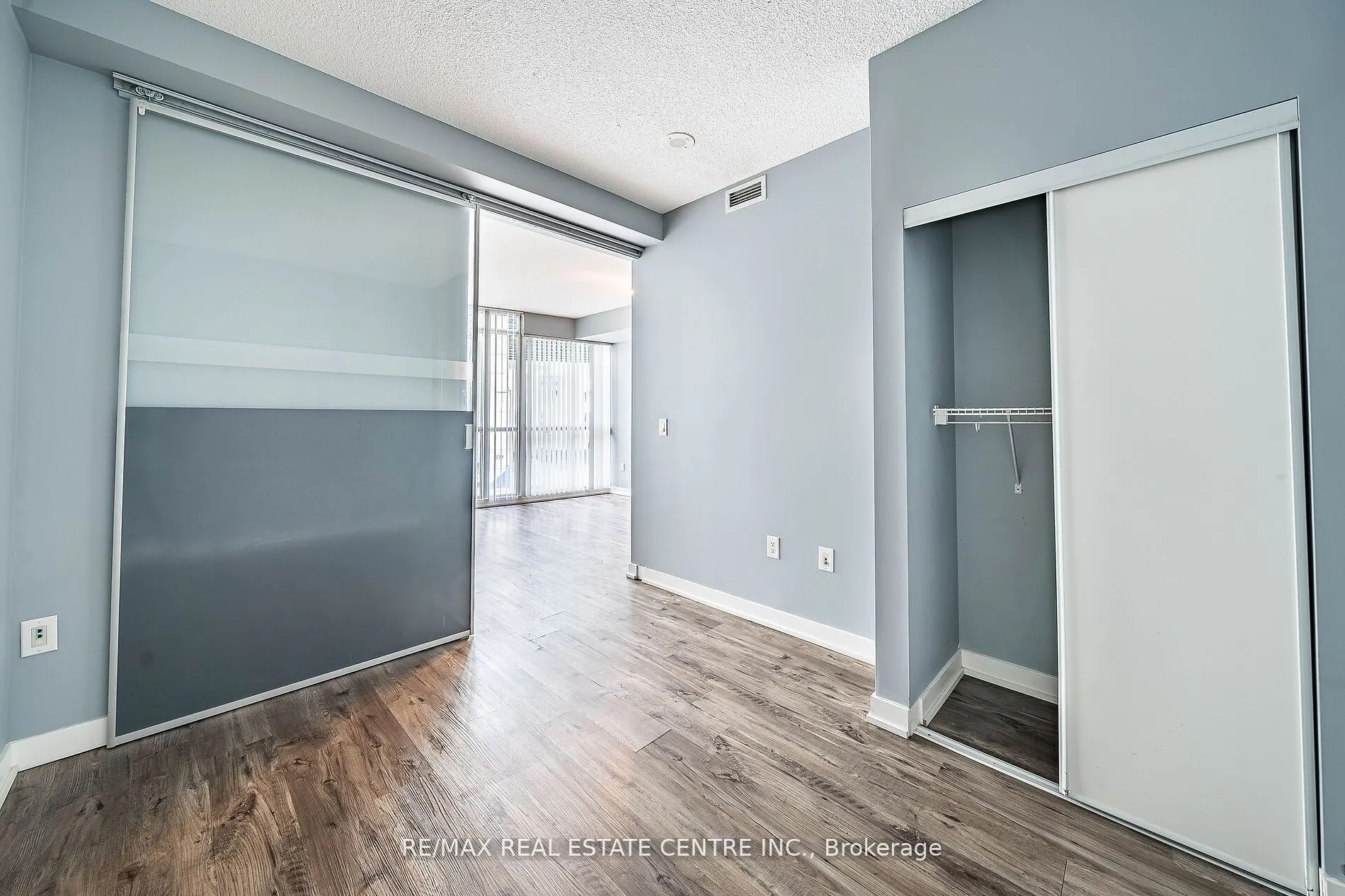 38 Dan Leckie Way, #233