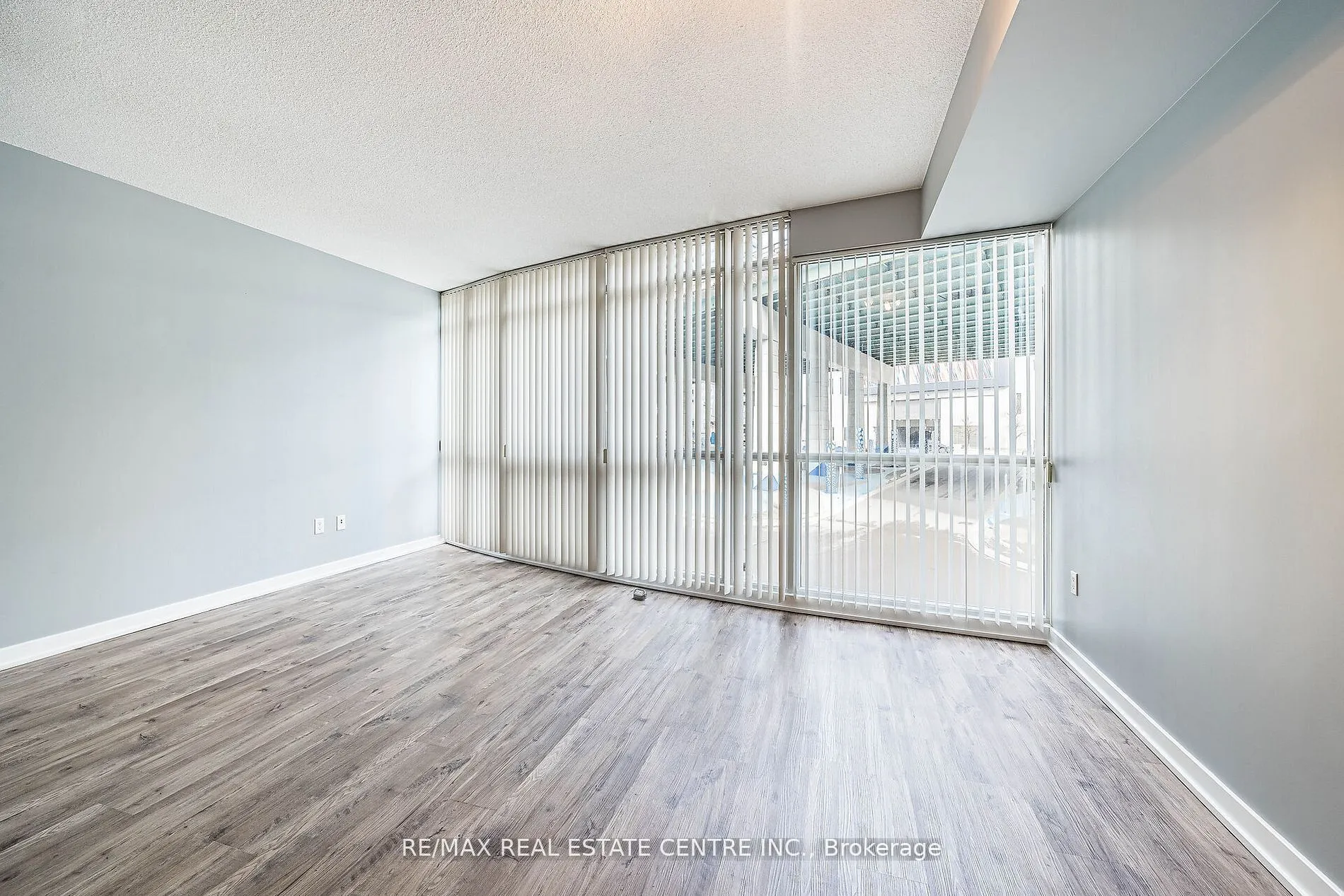 38 Dan Leckie Way, #233