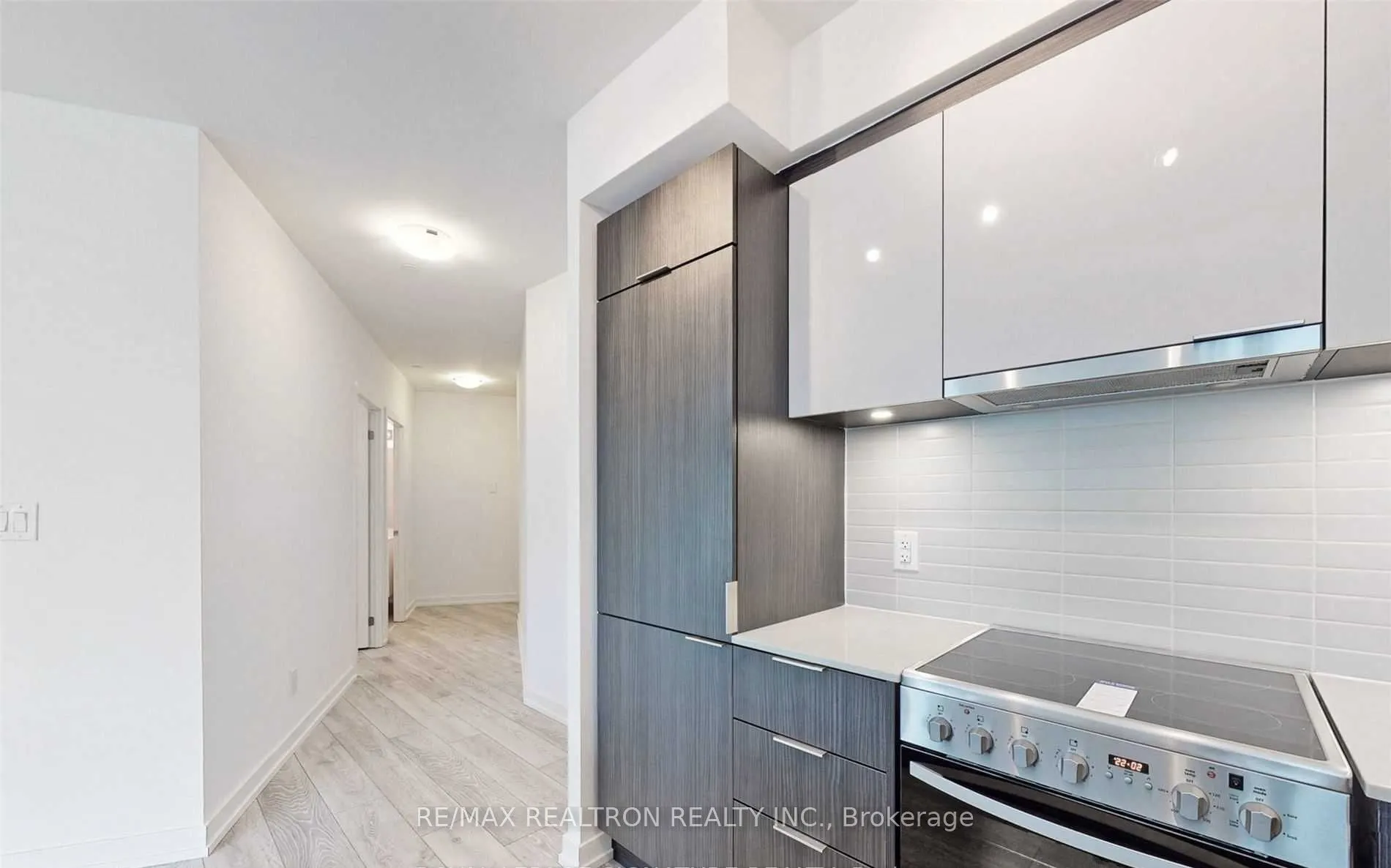 159 Wellesley Street E, #407