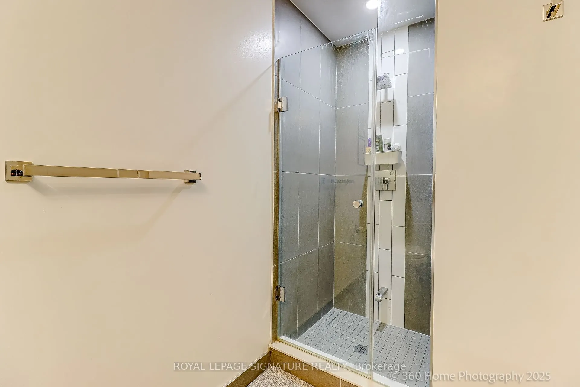 60 Princess Street, #521
