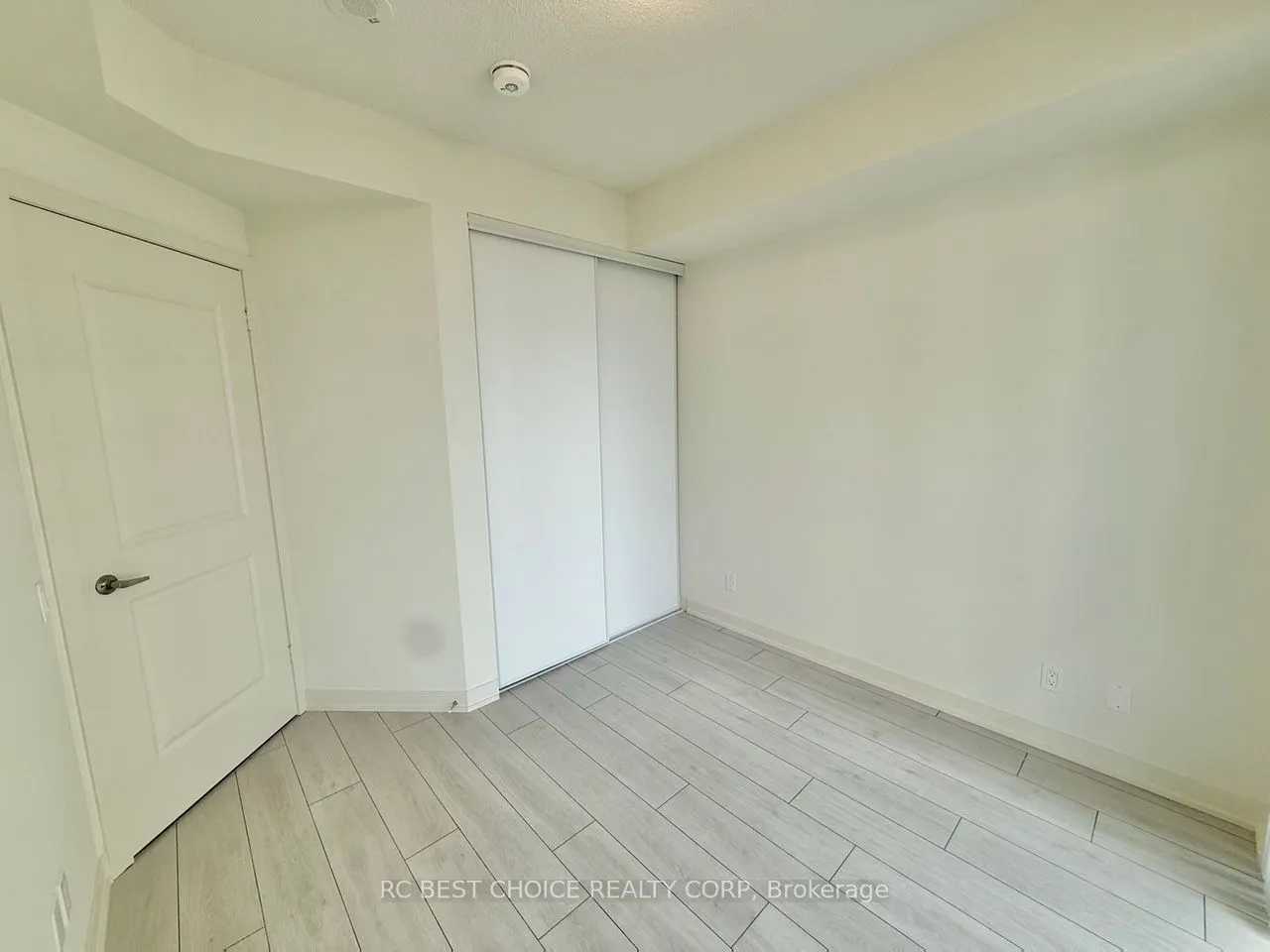 4955 Yonge Street, #2520