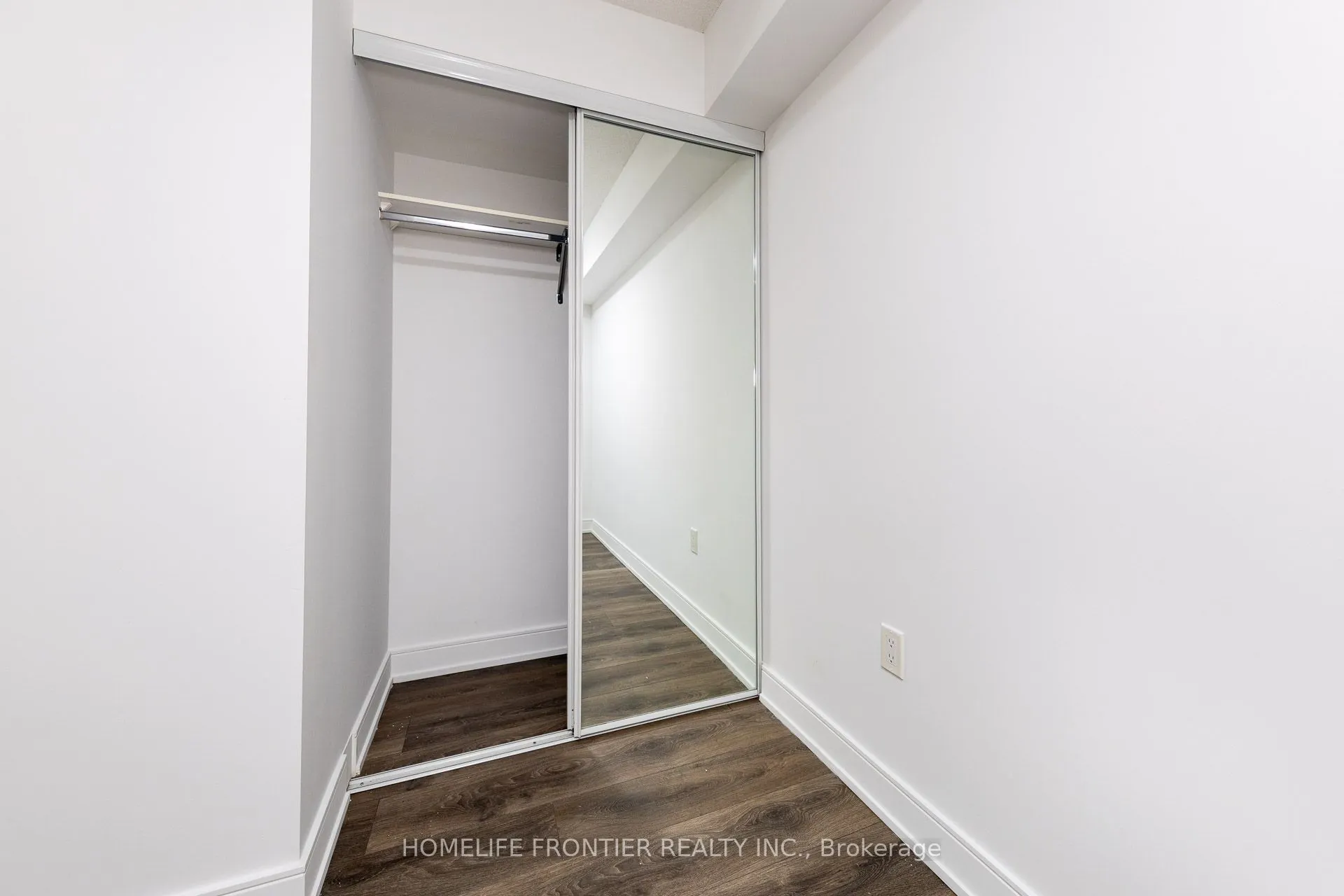 89 Mcgill Street, #2301