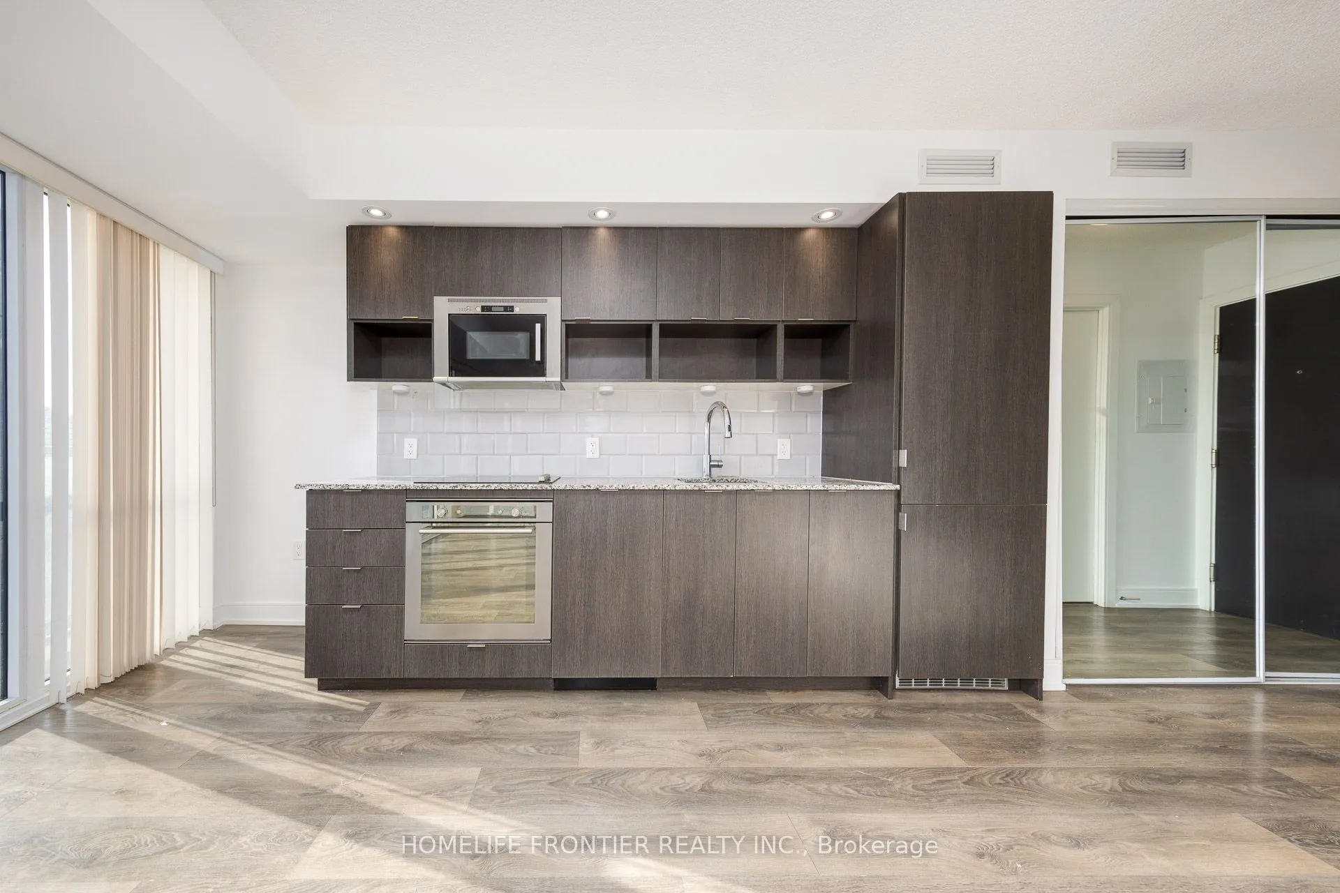 89 Mcgill Street, #2301