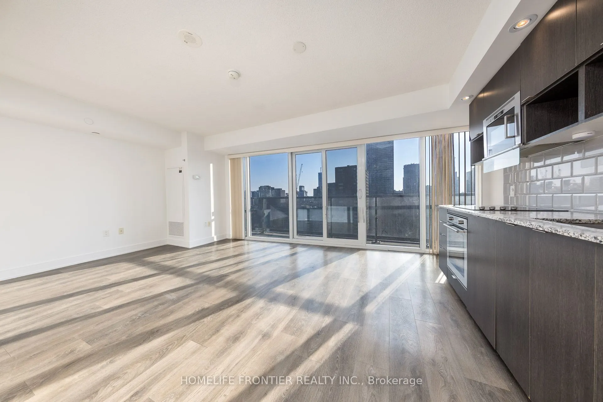89 Mcgill Street, #2301