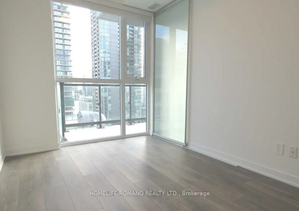 87 Peter Street, #3116